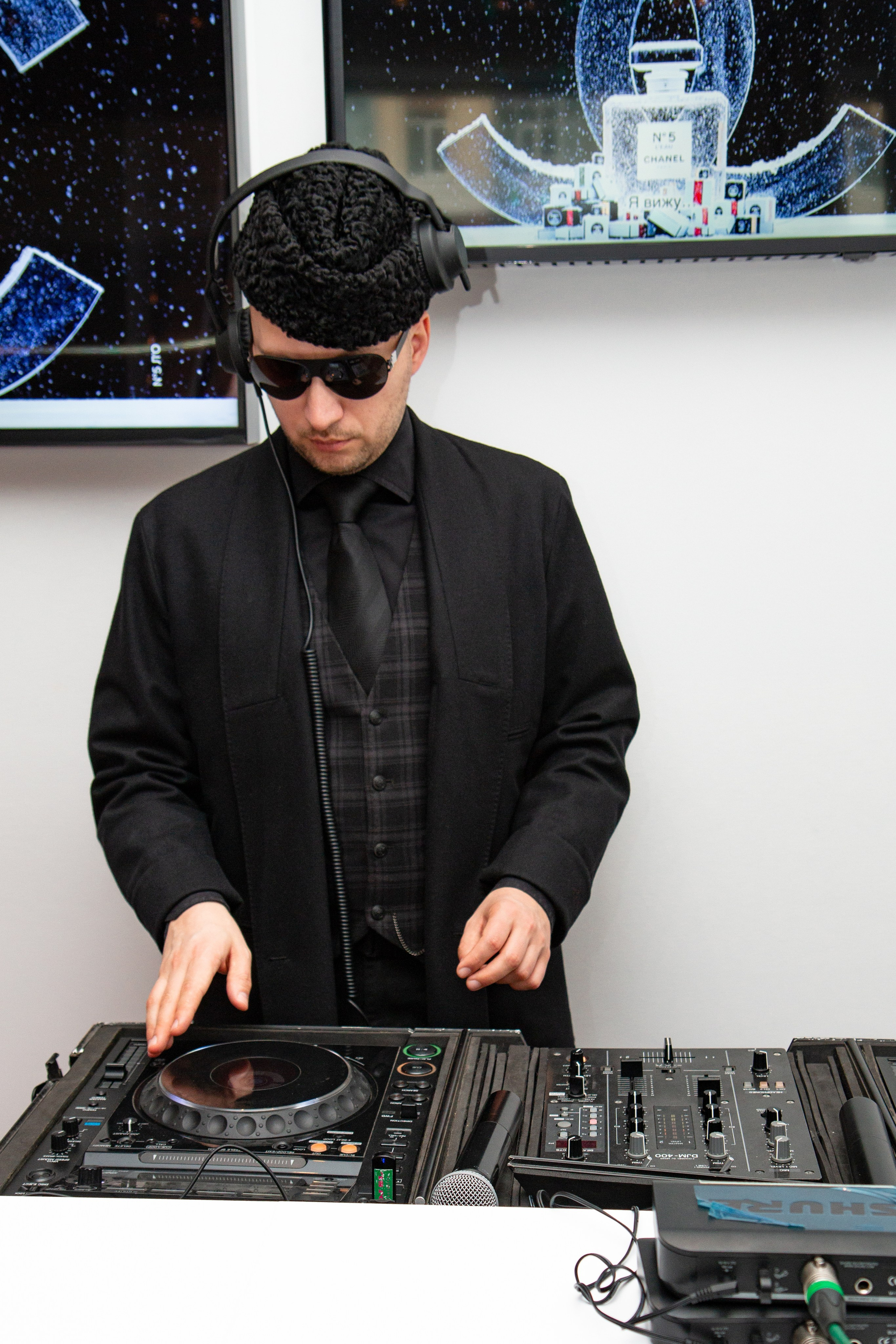 Chanel Екатеринбург. Предметный и репортажный фотограф Алексей Кротов