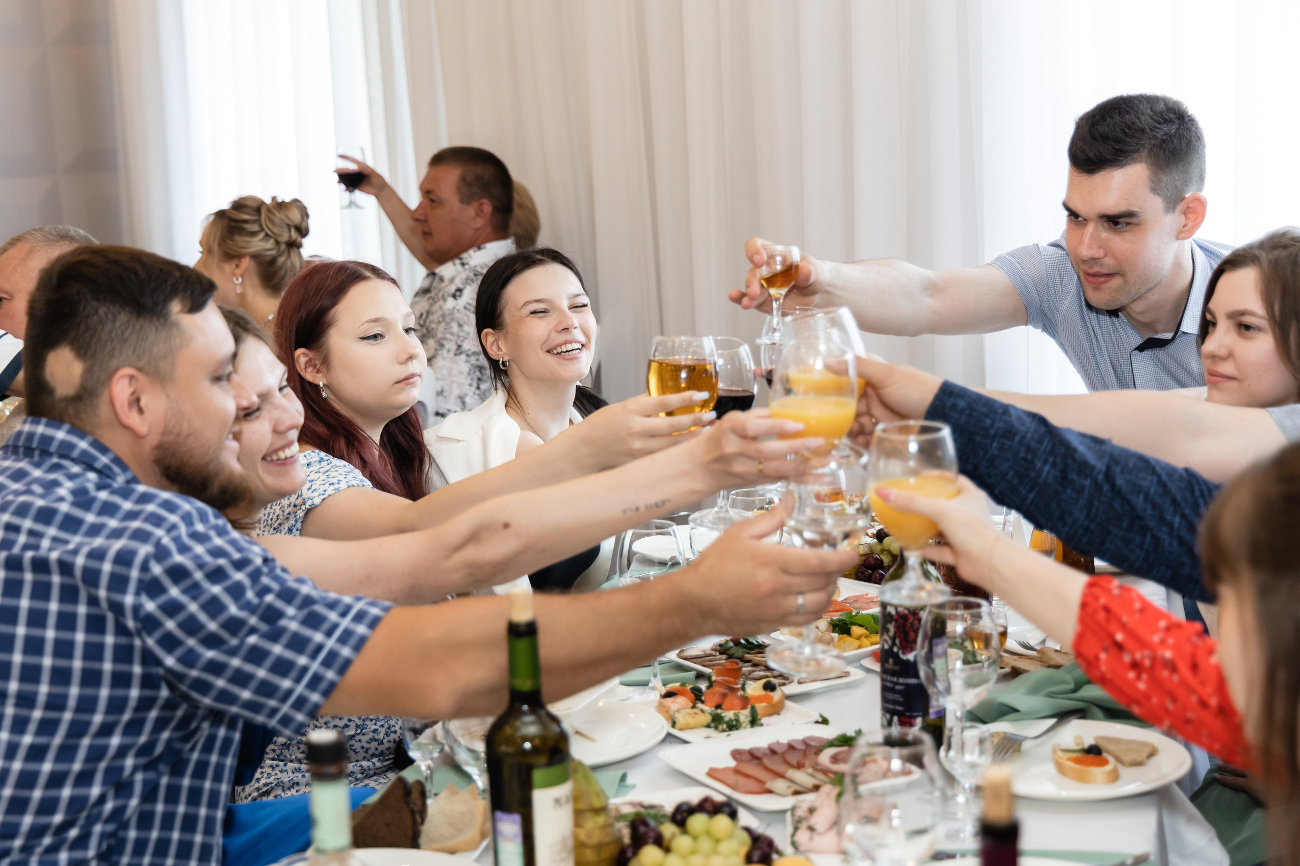 Алёна и Денис (полный день). Фотограф в Барнауле Юлия Садвокасова