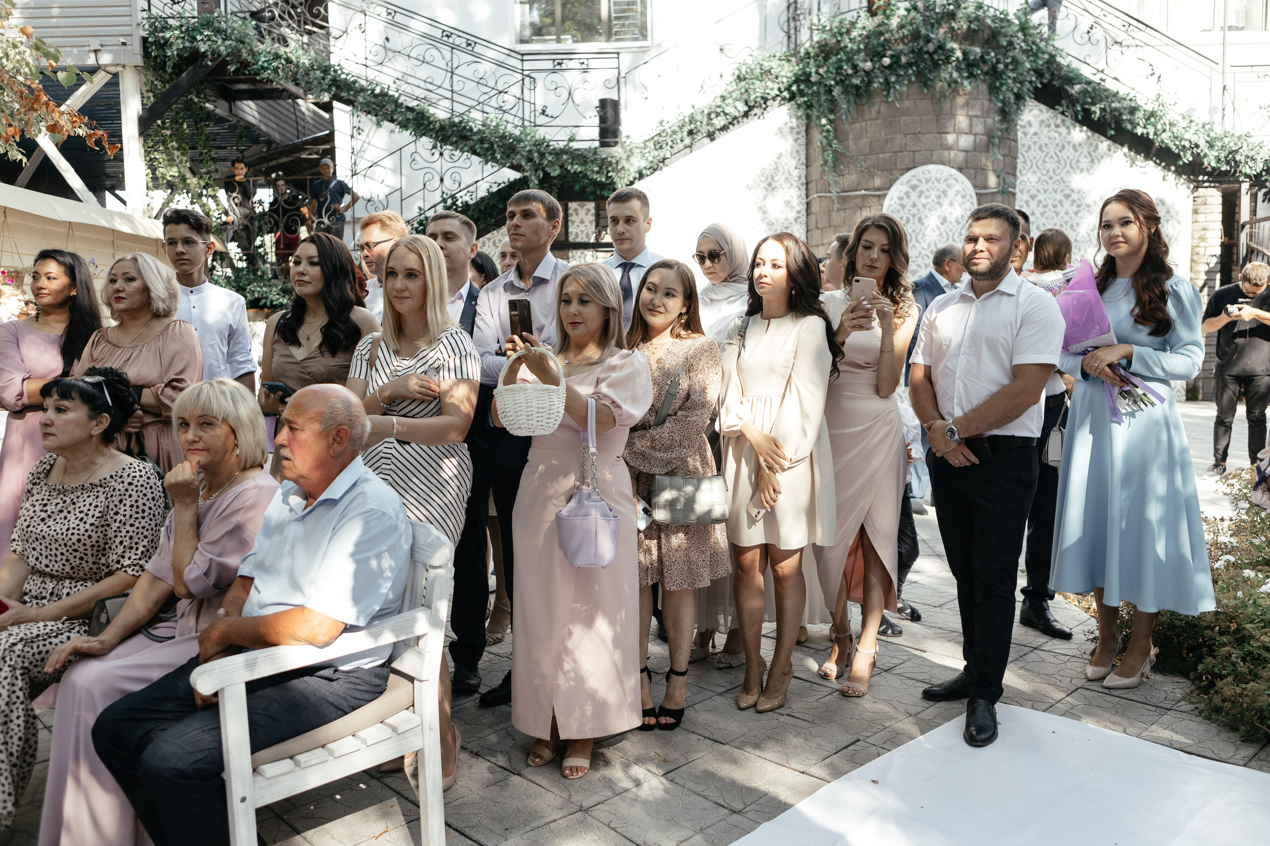 Свадебный фотограф Уфа — Руслан ГабдлисламовЖивые эмоции, красивые кадры, воспоминания на всю жизнь.Работаю по всей Республике Башкортоста. Свадебный фотограф Уфа Руслан Габдлисламов