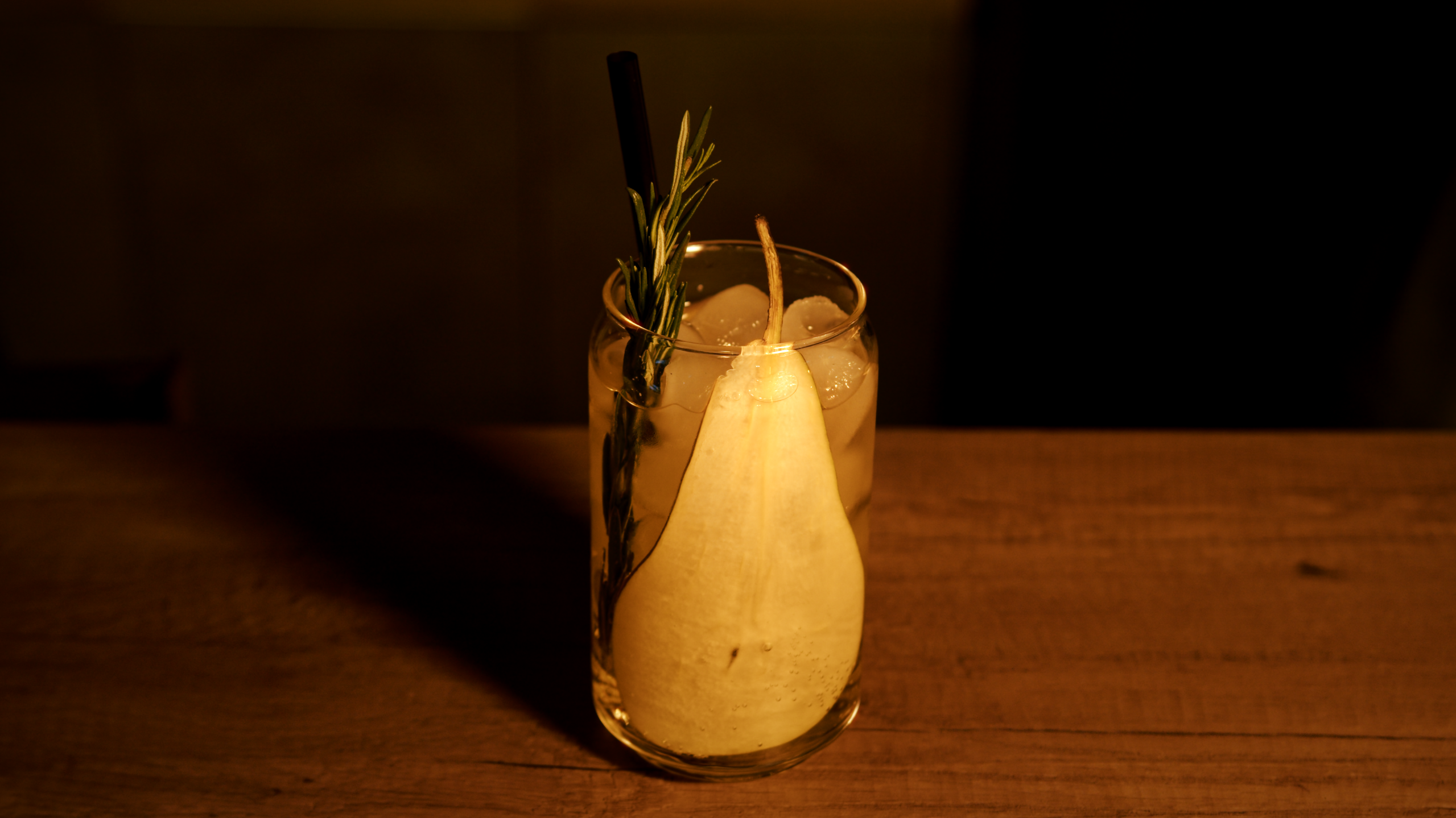 «Lounge Bar». Мальцев Кирилл — оператор, монтажёр в Санкт-Петербурге