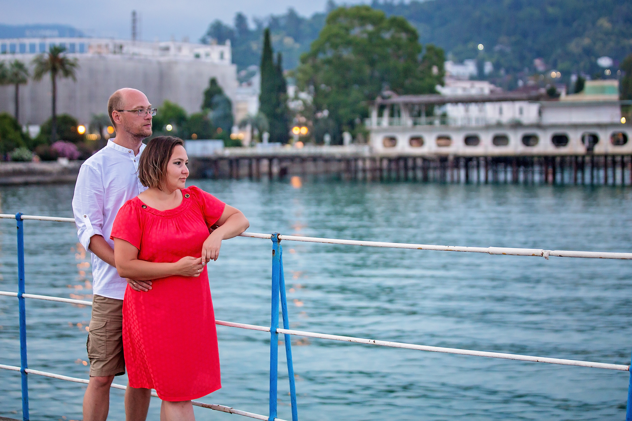 Прогулка по набережной Махаджиров. Свадебный и семейный фотограф в Абхазии Эля Цишба