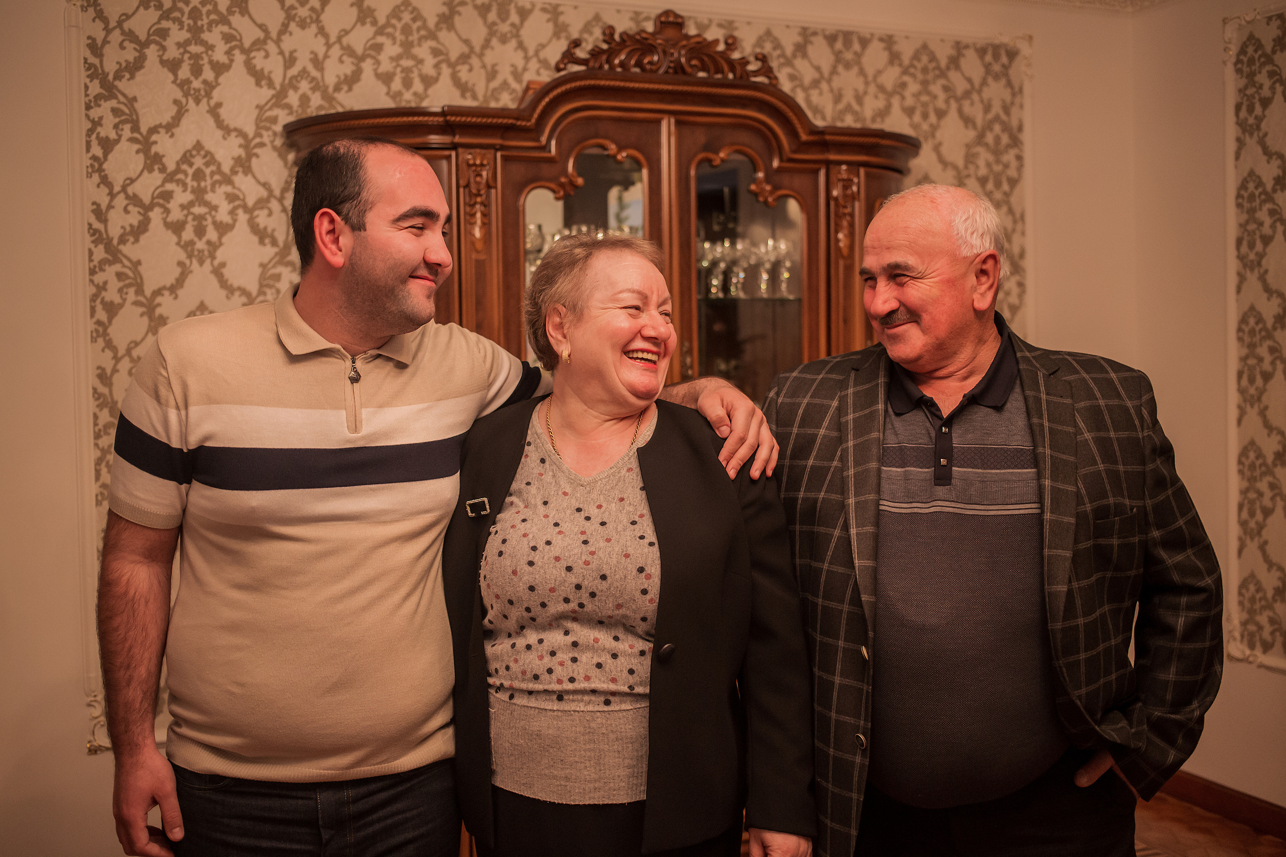 Когда вся семья дома. Свадебный и семейный фотограф в Абхазии Эля Цишба