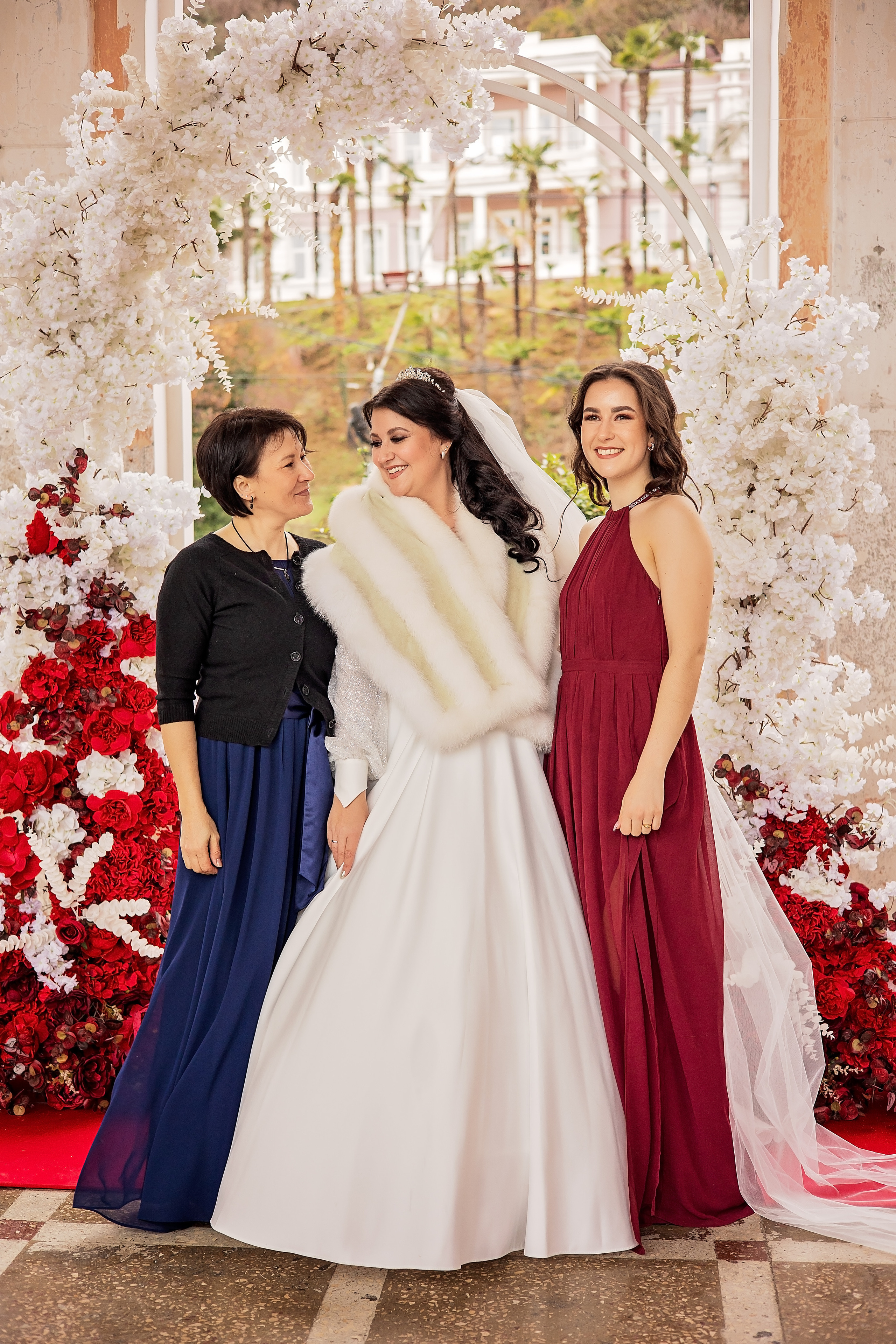 Гудиса и Яна. Свадебный и семейный фотограф в Абхазии Эля Цишба