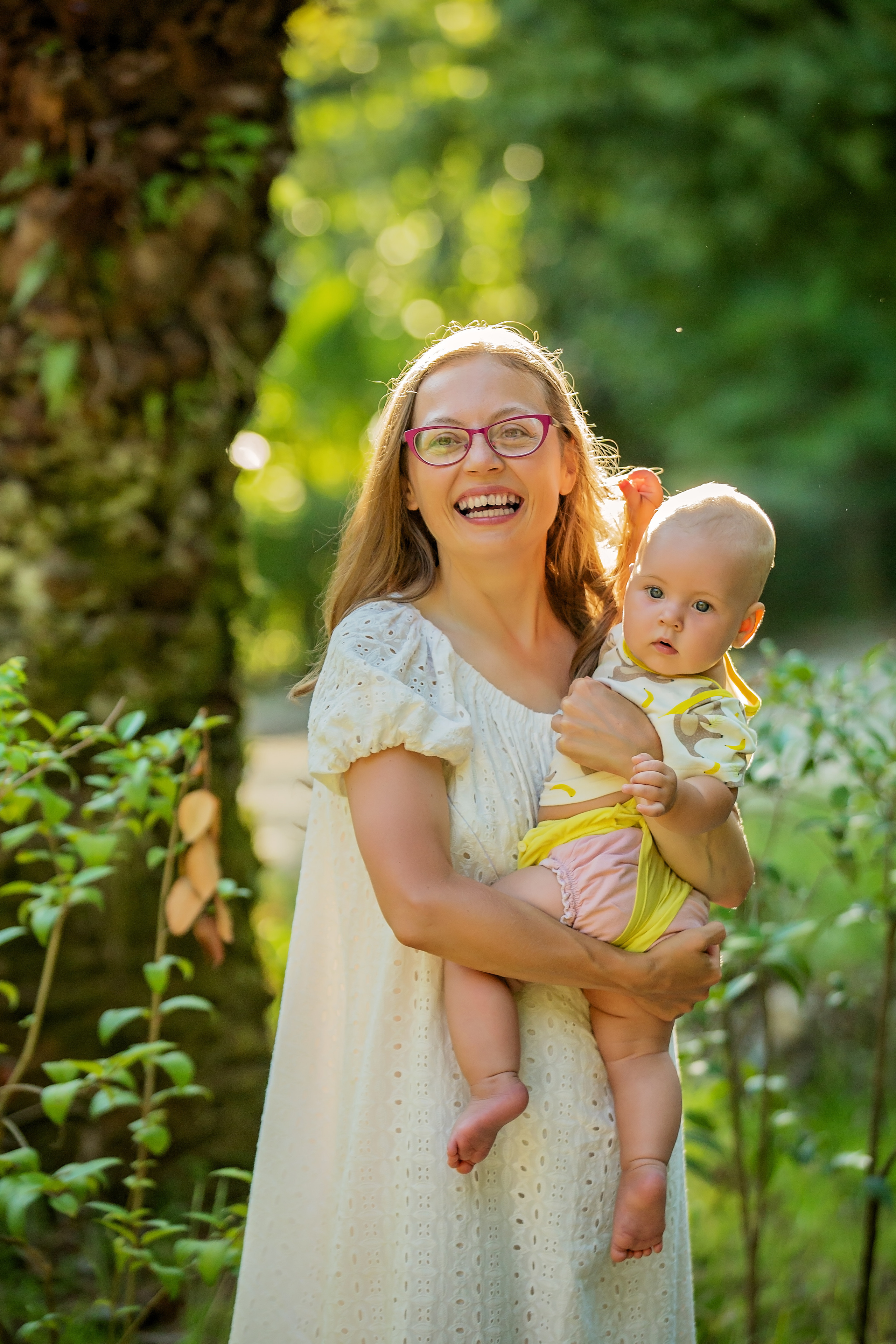 Алло, Галочка? Ты себе не представляешь! Я сейчас улетаю в Гагры. Свадебный и семейный фотограф в Абхазии Эля Цишба