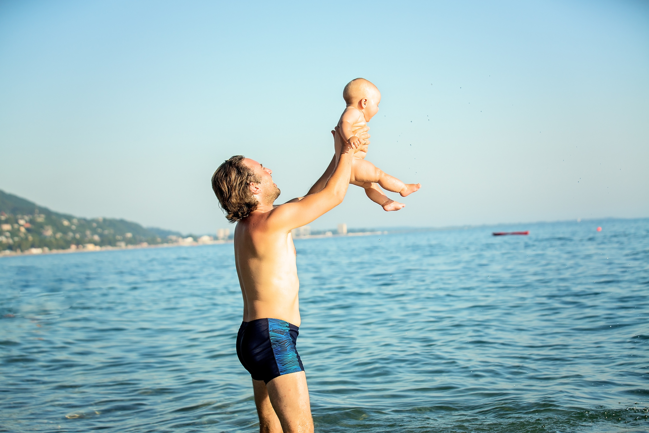 Алло, Галочка? Ты себе не представляешь! Я сейчас улетаю в Гагры. Свадебный и семейный фотограф в Абхазии Эля Цишба