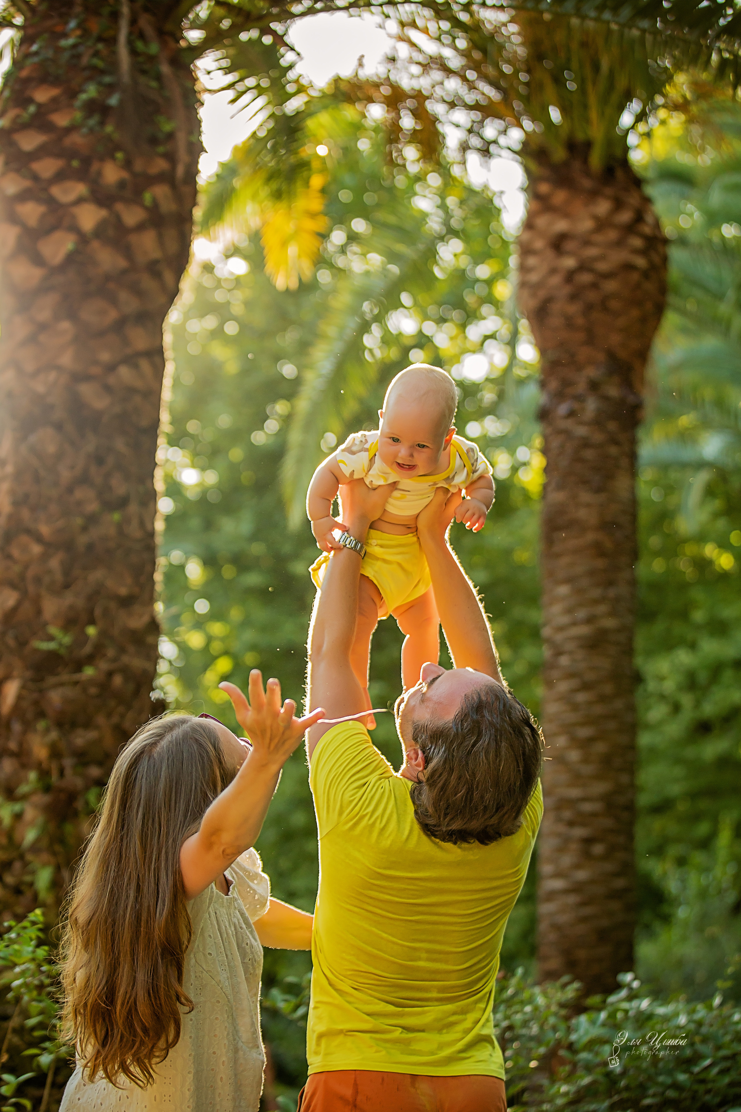 Алло, Галочка? Ты себе не представляешь! Я сейчас улетаю в Гагры. Свадебный и семейный фотограф в Абхазии Эля Цишба