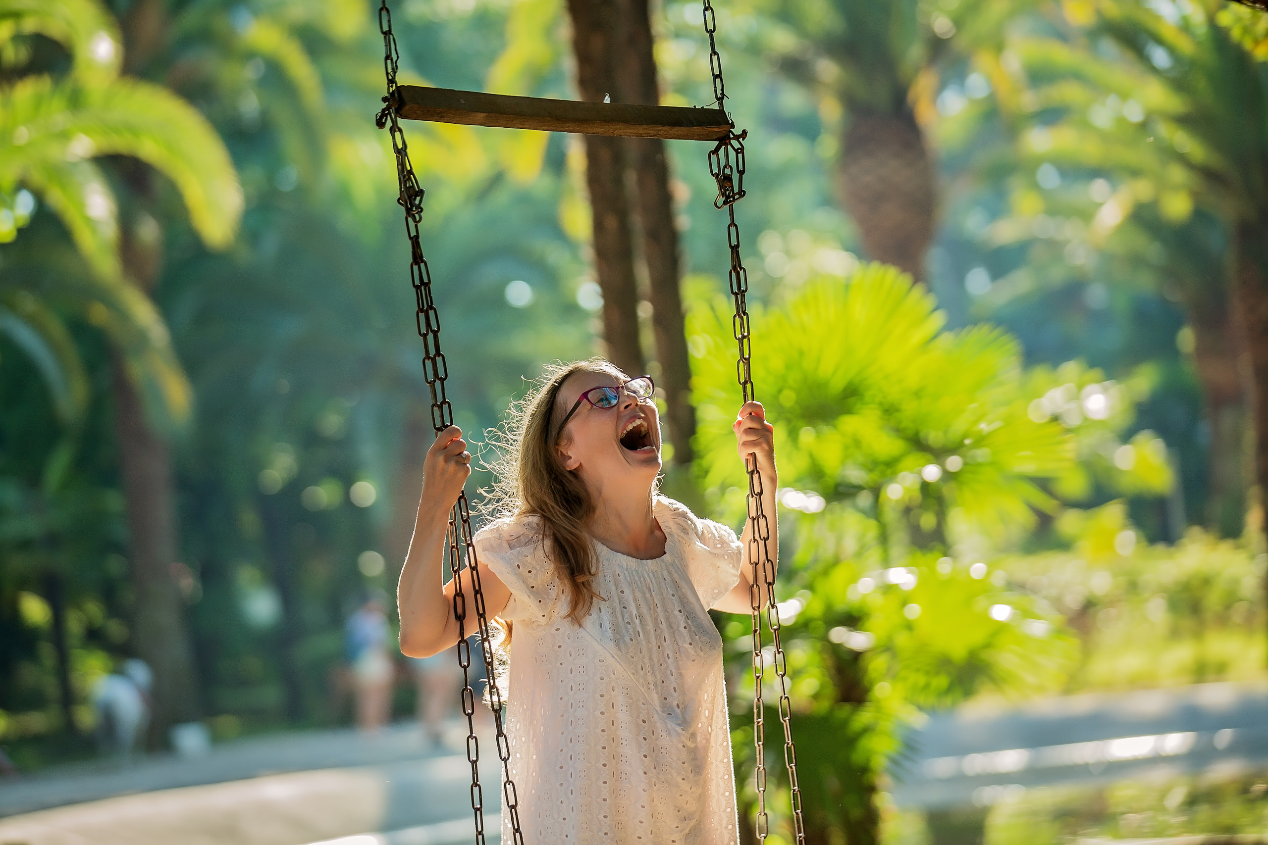 Алло, Галочка? Ты себе не представляешь! Я сейчас улетаю в Гагры. Свадебный и семейный фотограф в Абхазии Эля Цишба