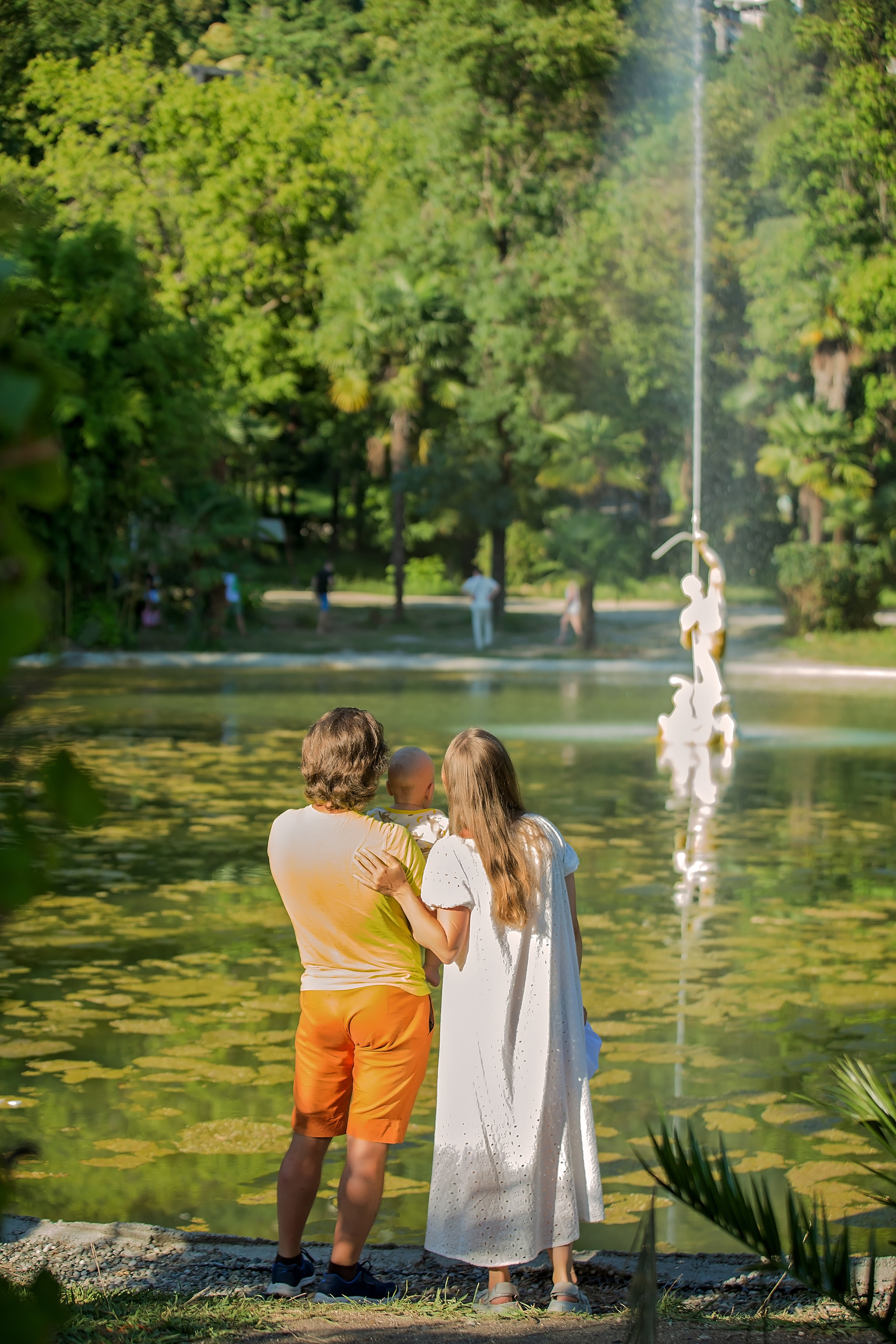 Алло, Галочка? Ты себе не представляешь! Я сейчас улетаю в Гагры. Свадебный и семейный фотограф в Абхазии Эля Цишба