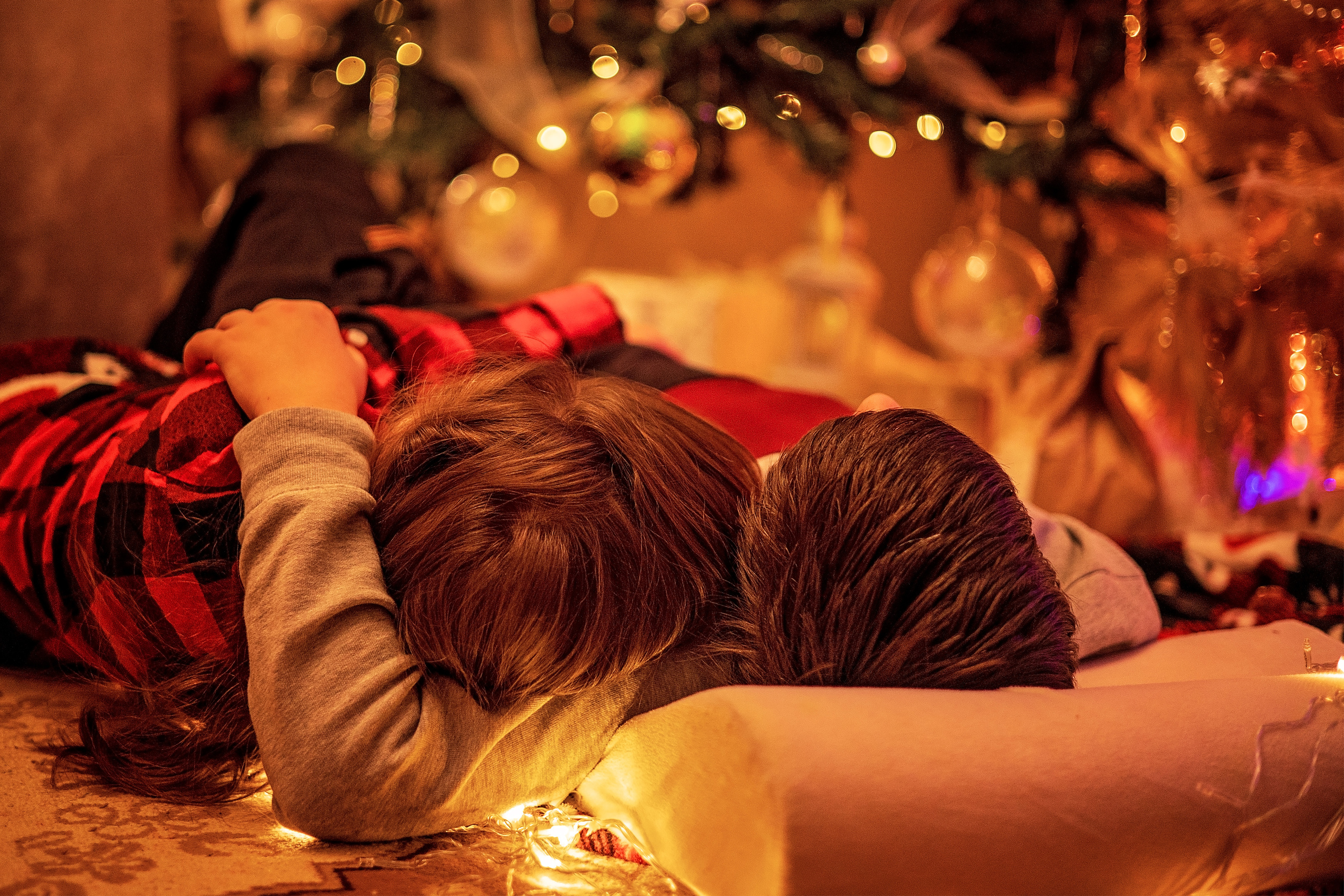 Под елкой. Свадебный и семейный фотограф в Абхазии Эля Цишба