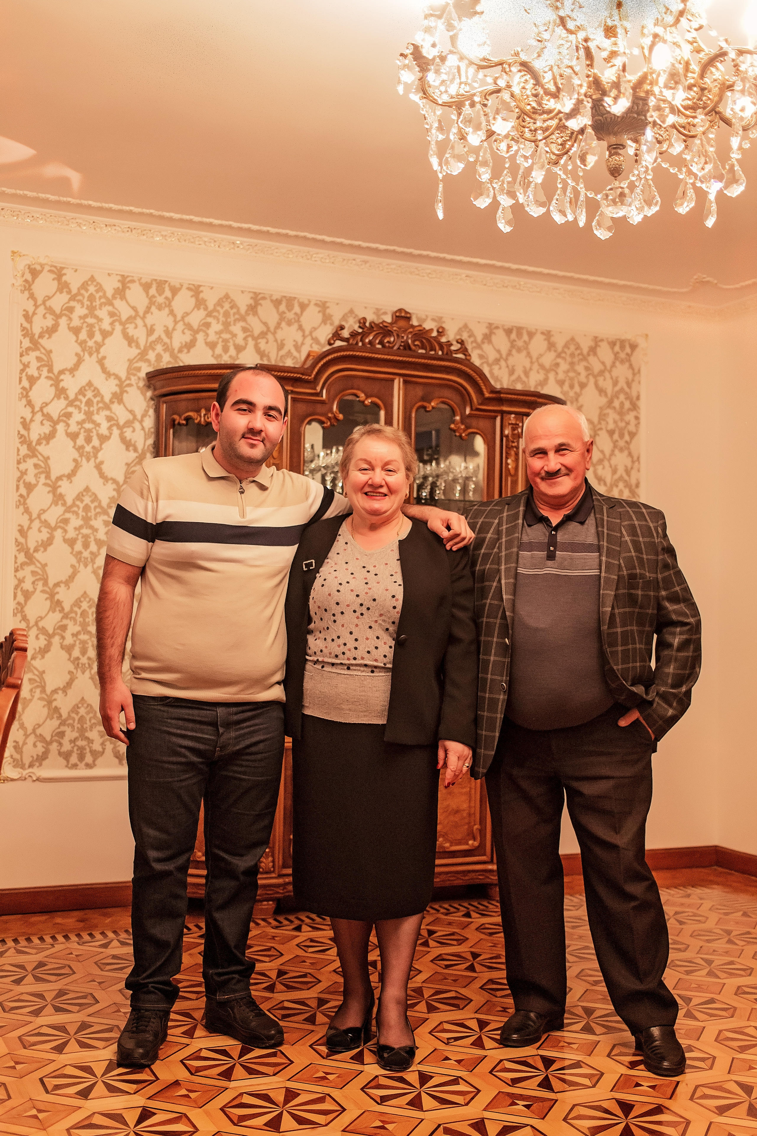 Когда вся семья дома. Свадебный и семейный фотограф в Абхазии Эля Цишба