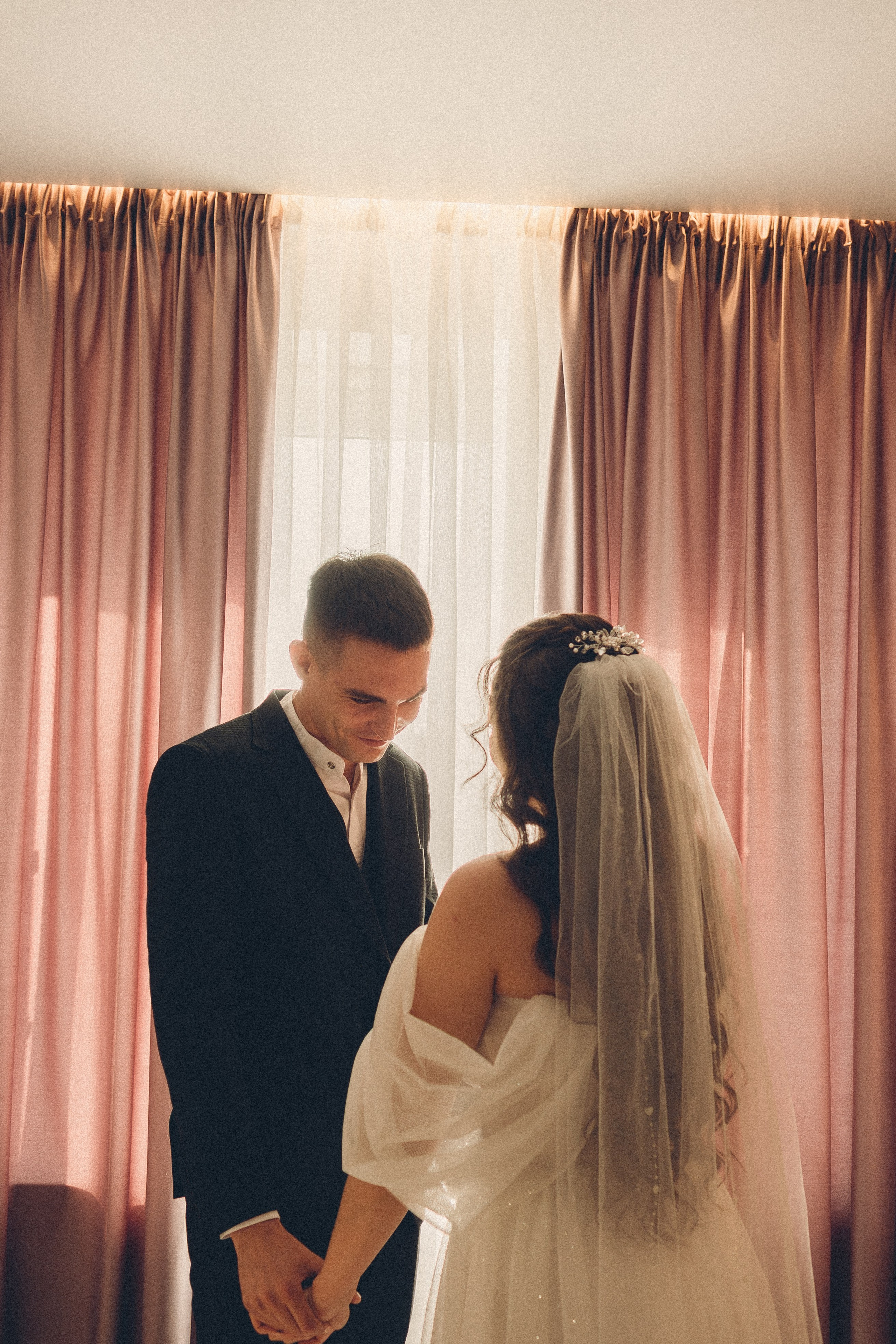 СВАДЕБНАЯ СЬЕМК В ПАРКЕ 300-ЛЕТИЯ. Профессиональный фотограф, Санкт-Петербург — Виктория Богомолова