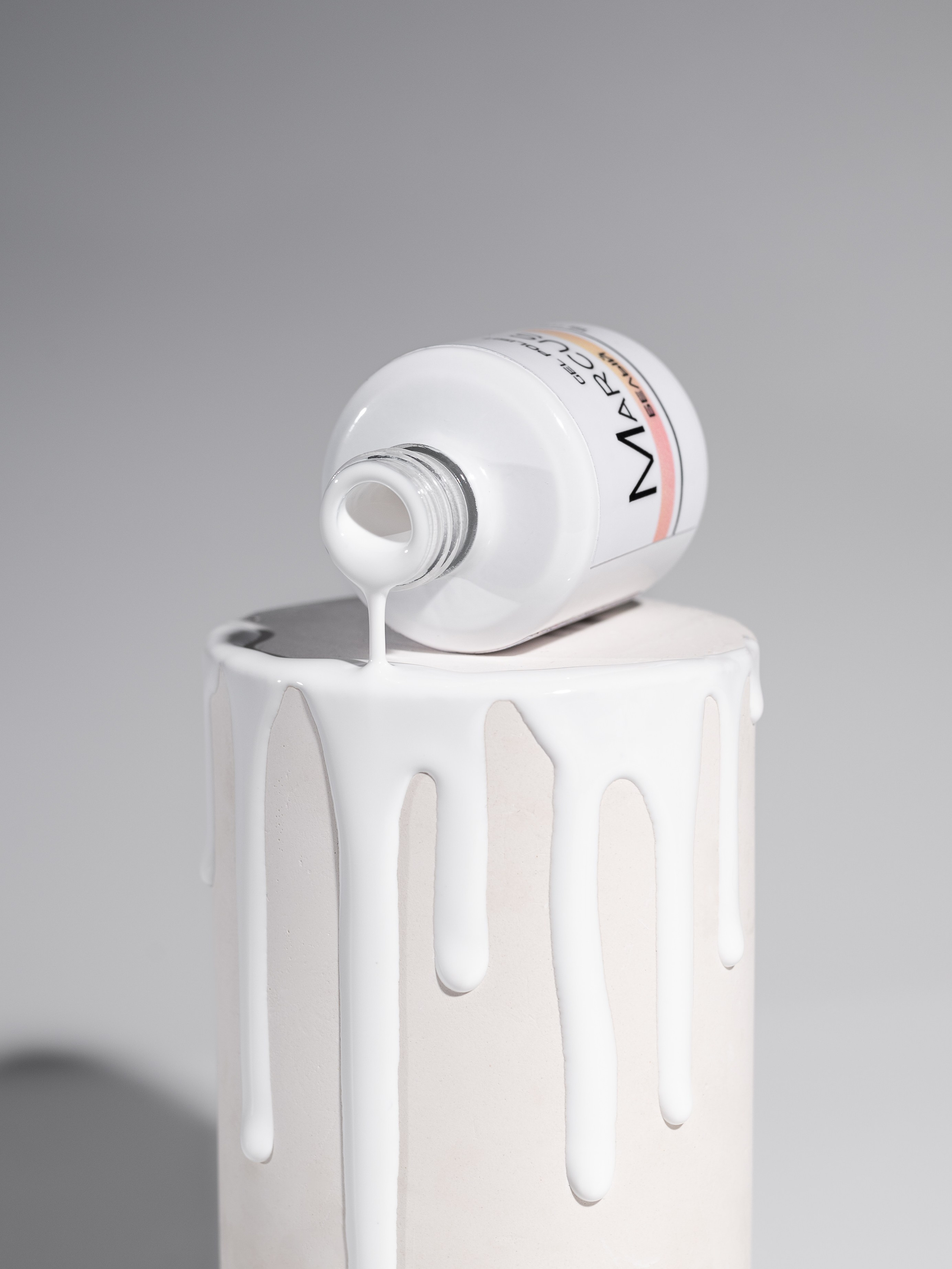 Лаки, гели. Предметный фотограф, фото для маркетплейсов Пятигорск, КМВ