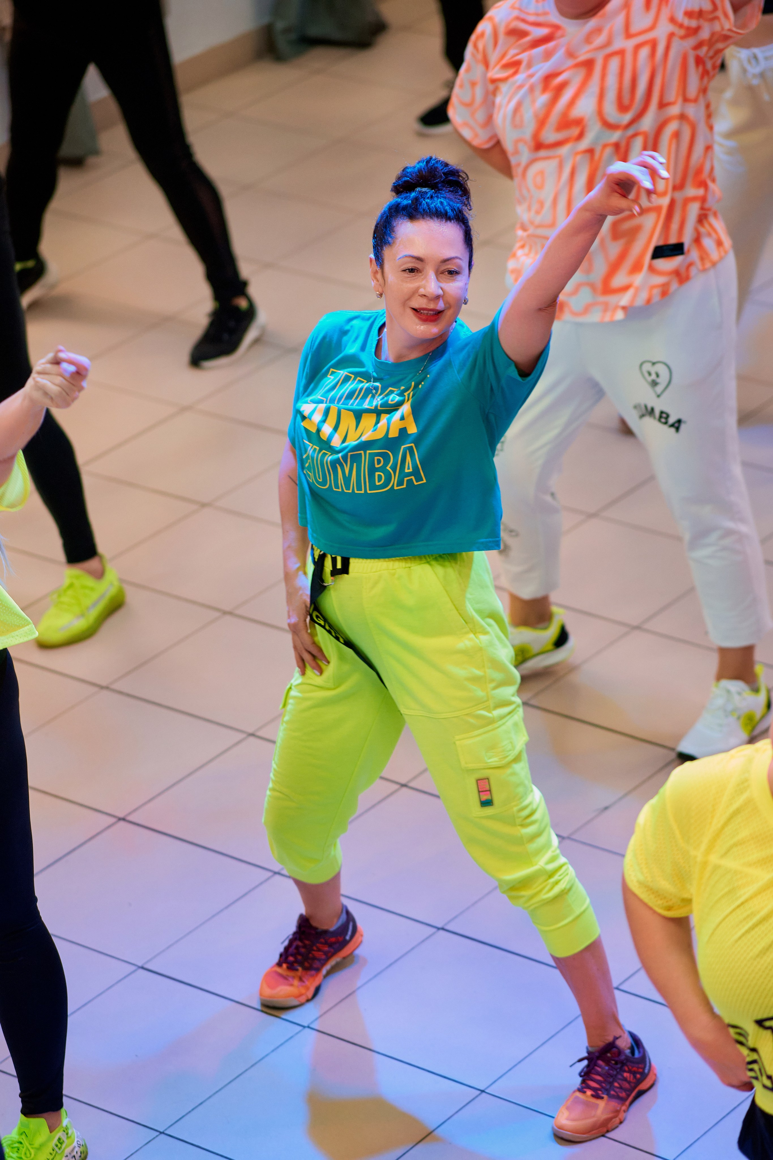 Благотворительная тренировка ЗУМБА. Арт-кафе «Чайка». Фотограф Таганрог Анна Трайжон