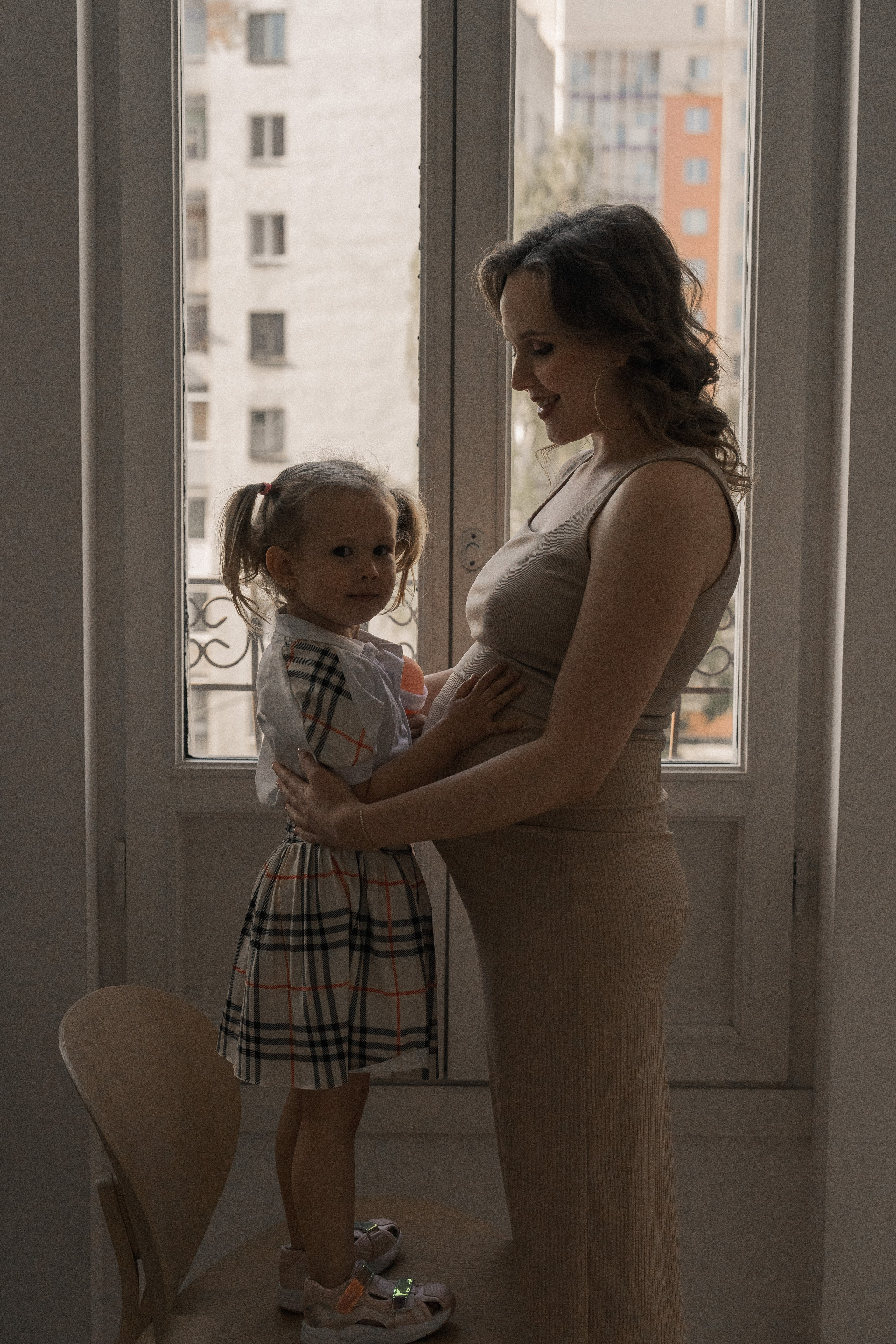 Семейная съемка в ожидании в студии WhiteGarden. Семейный фотограф Екатеринбург Татьяна Девятых