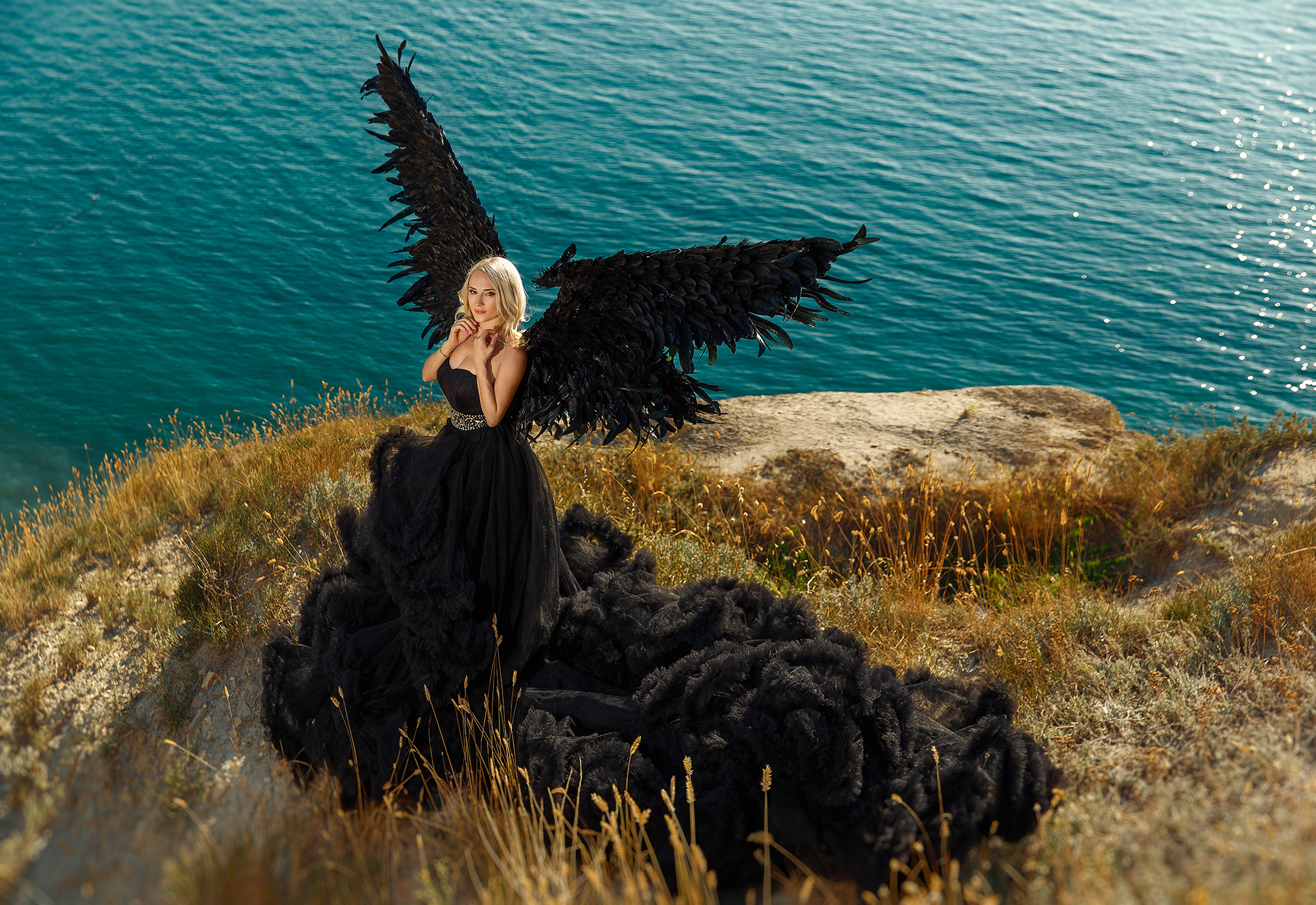 Renatphoto-Модные фотосессии  в студии  для журналов. Профессиональная фотосъёмка интерьеров, предметная фотосессия еды для меню г. Анапа