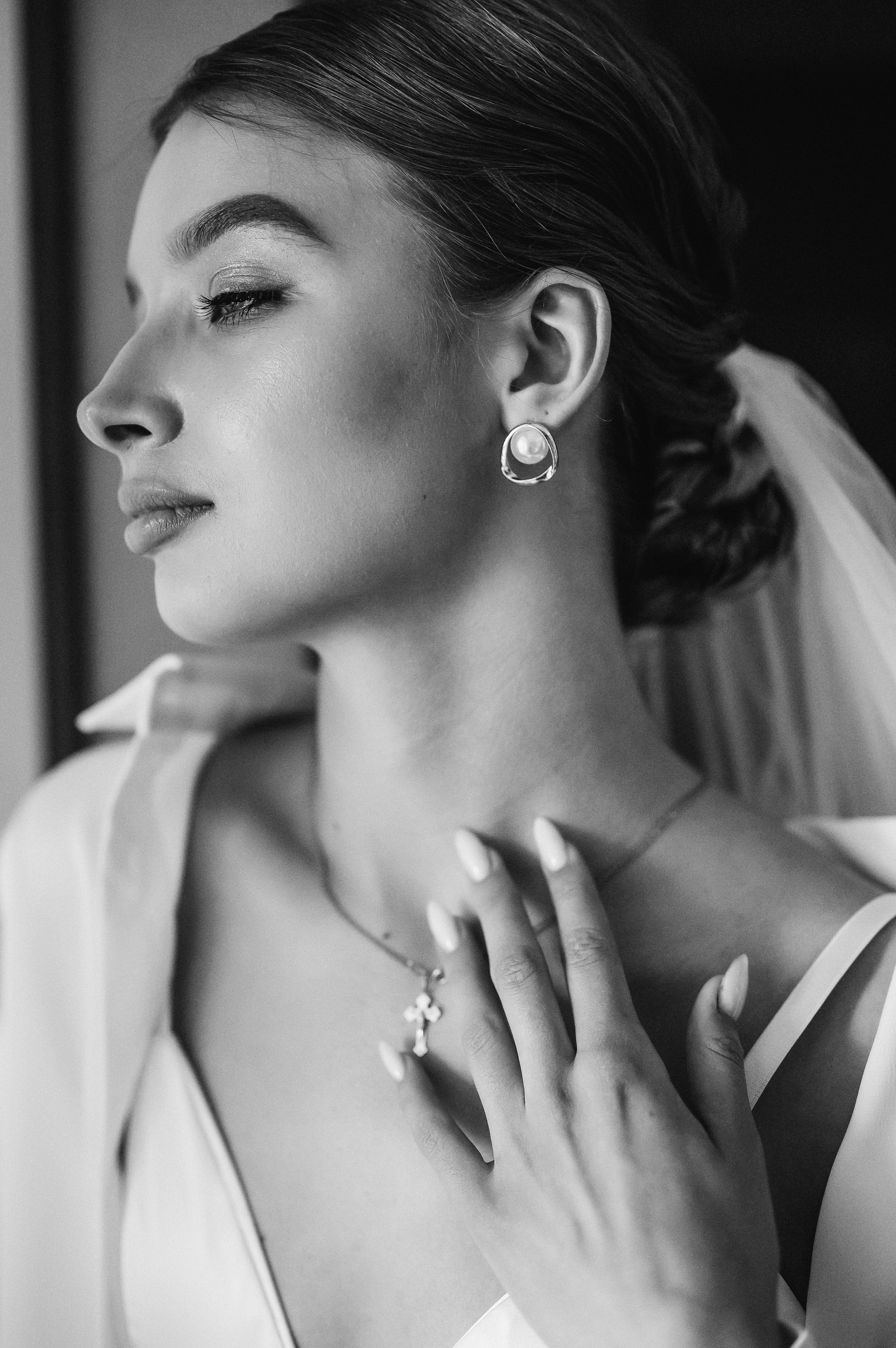 Свадебное утро и прогулка красивой яркой пары. Свадебный и семейный фотограф в Симферополе Дарья Маркова