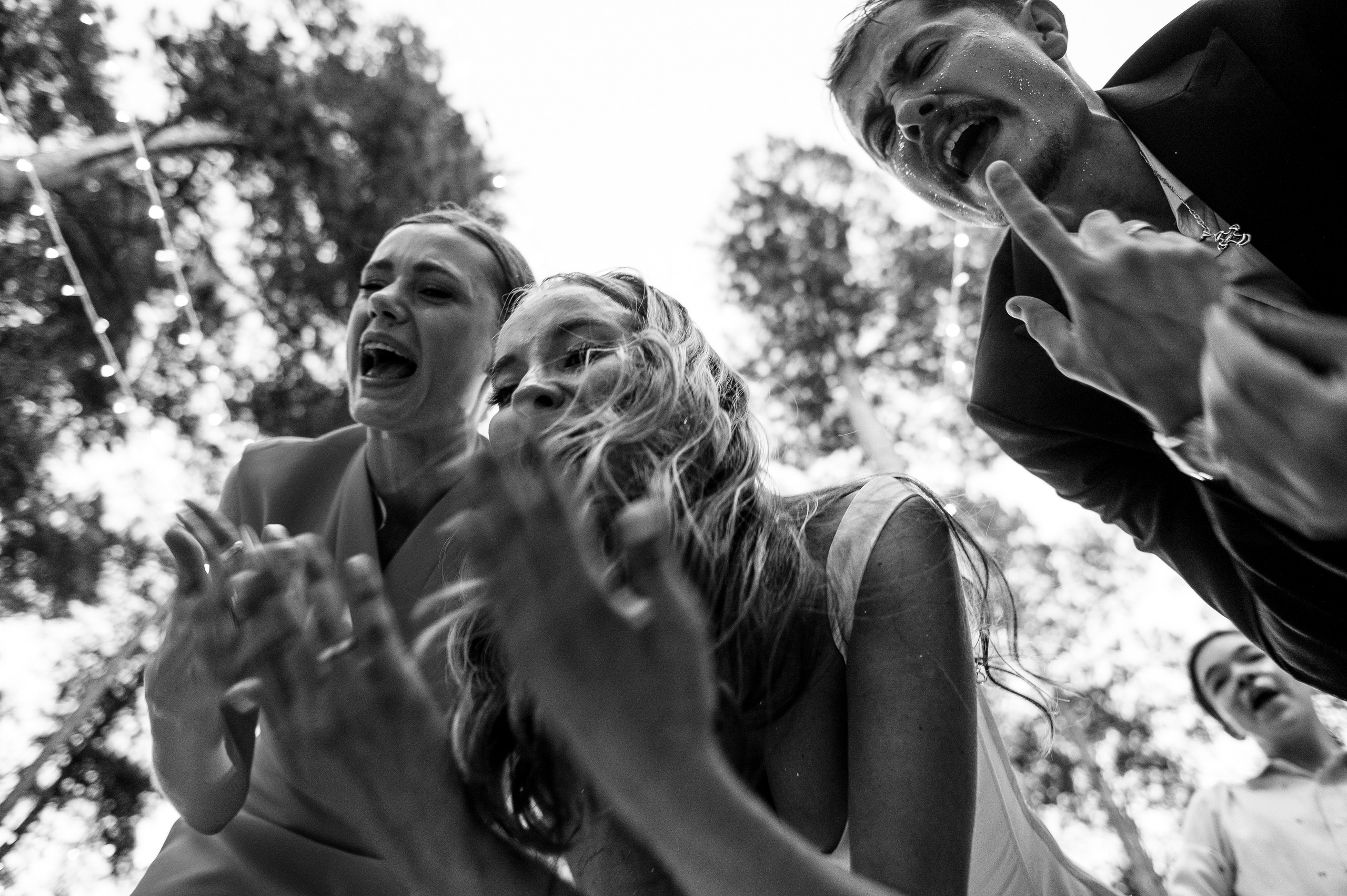 Вот такая заварушка. Свадебный фотограф Саша Базенко