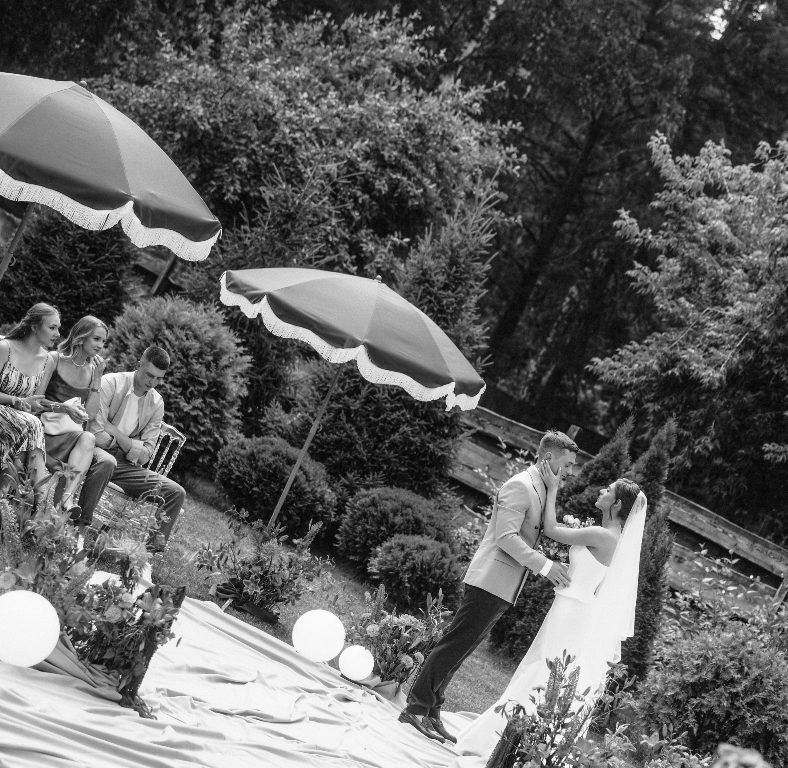 Жара, июнь. Свадебный фотограф Саша Базенко