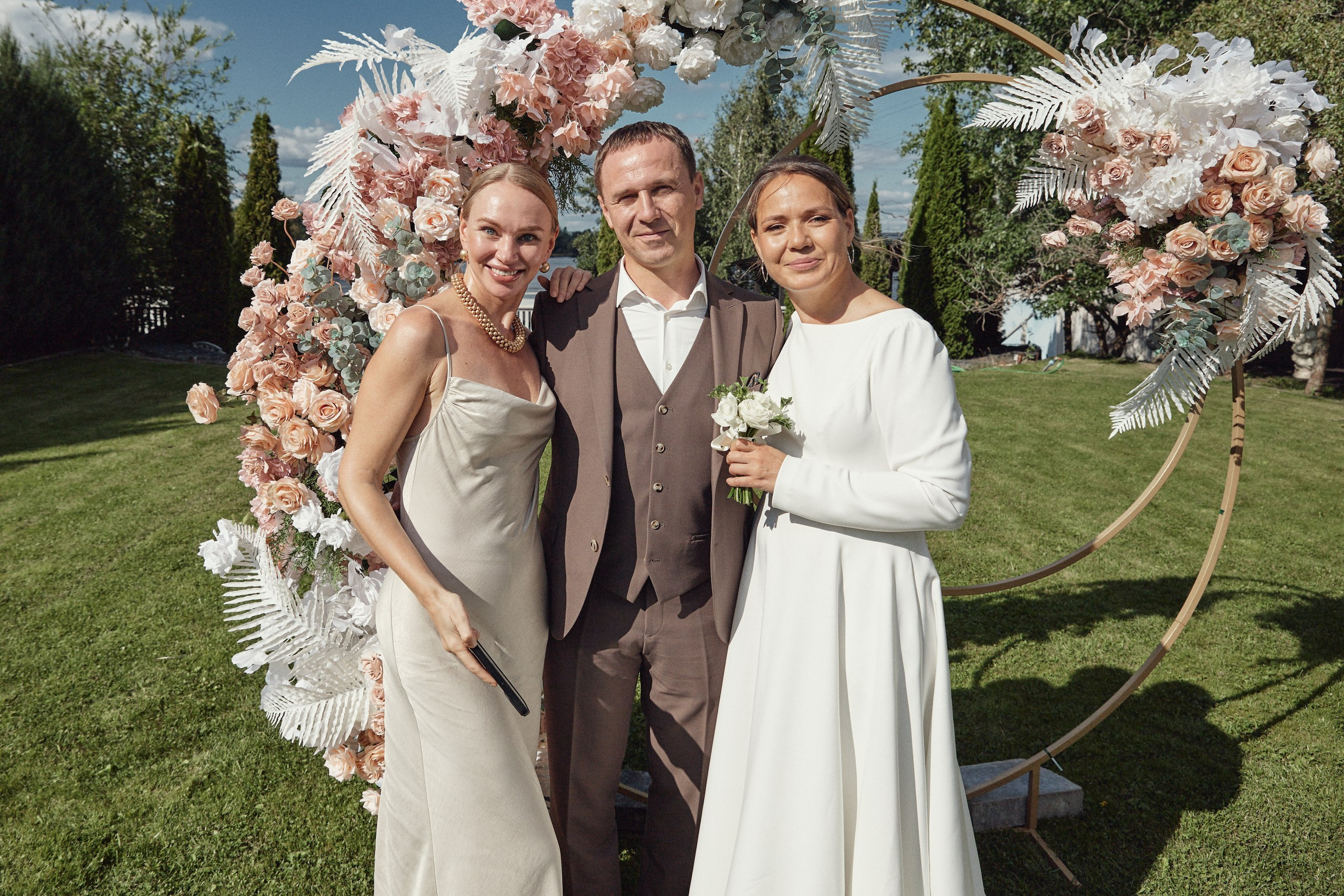 Счастье здесь. Свадебный фотограф Антон Артюшин. Работаю в Нижнем Новгороде и Москве