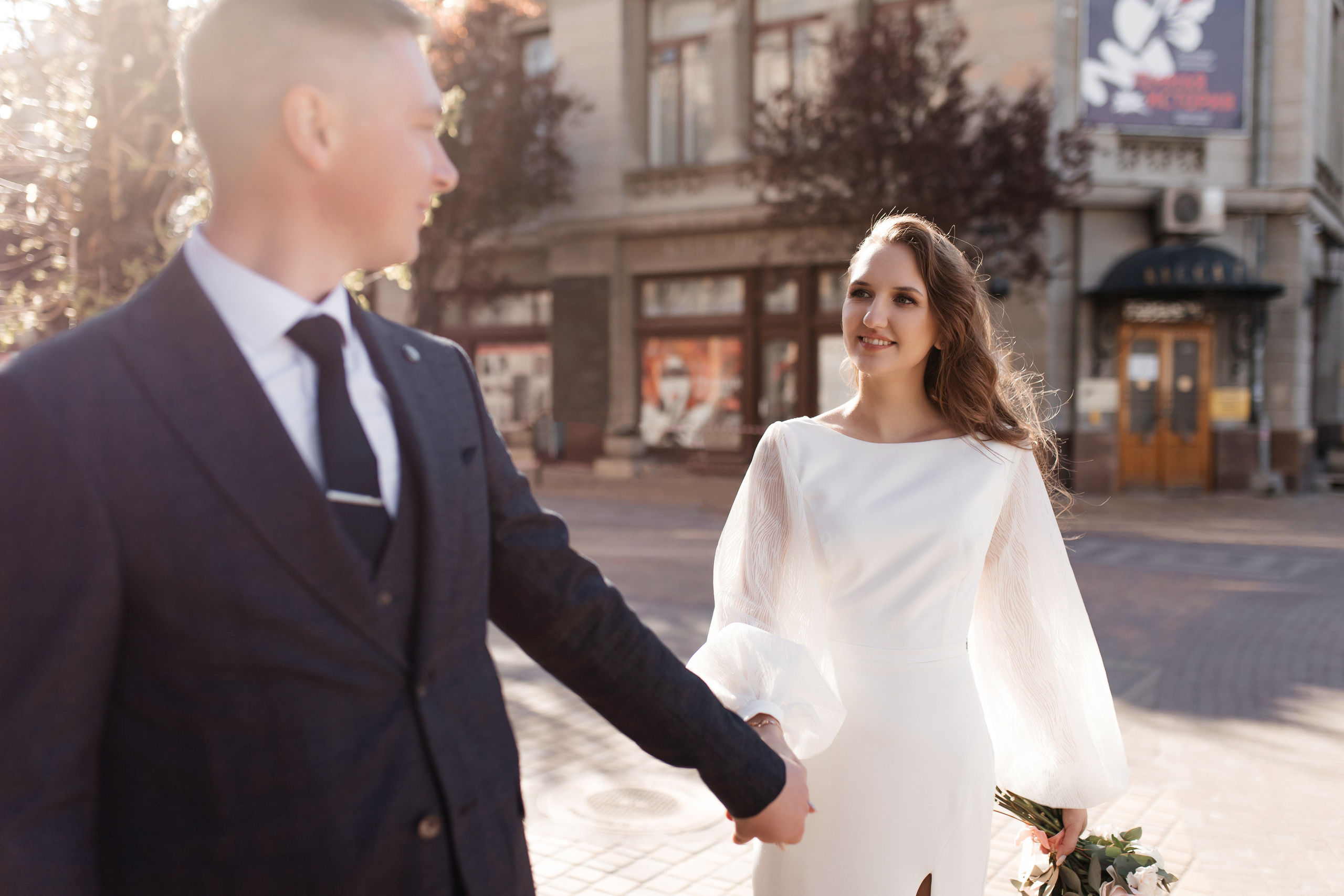 M & V. ФОТОГРАФ