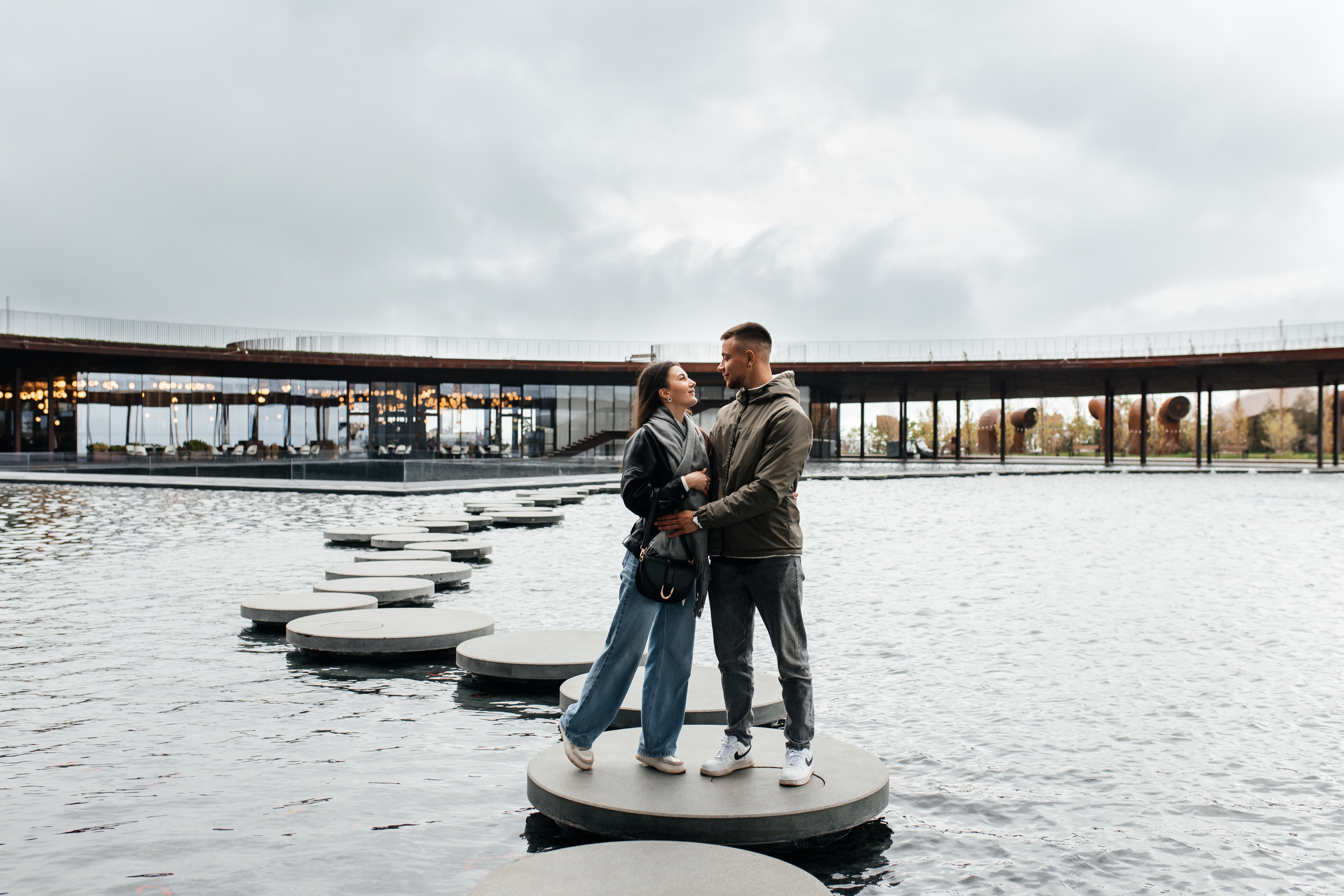 T & A. ФОТОГРАФ