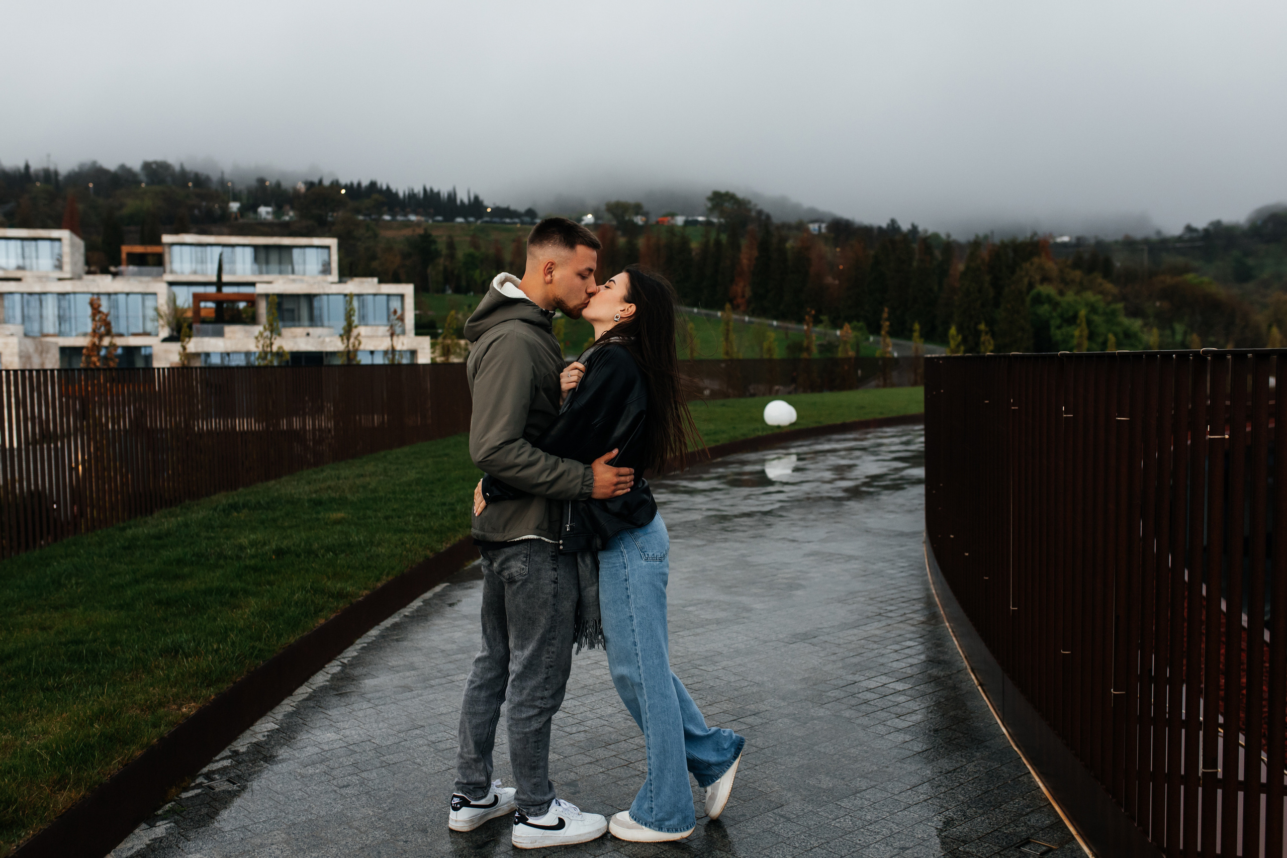 T & A. ФОТОГРАФ