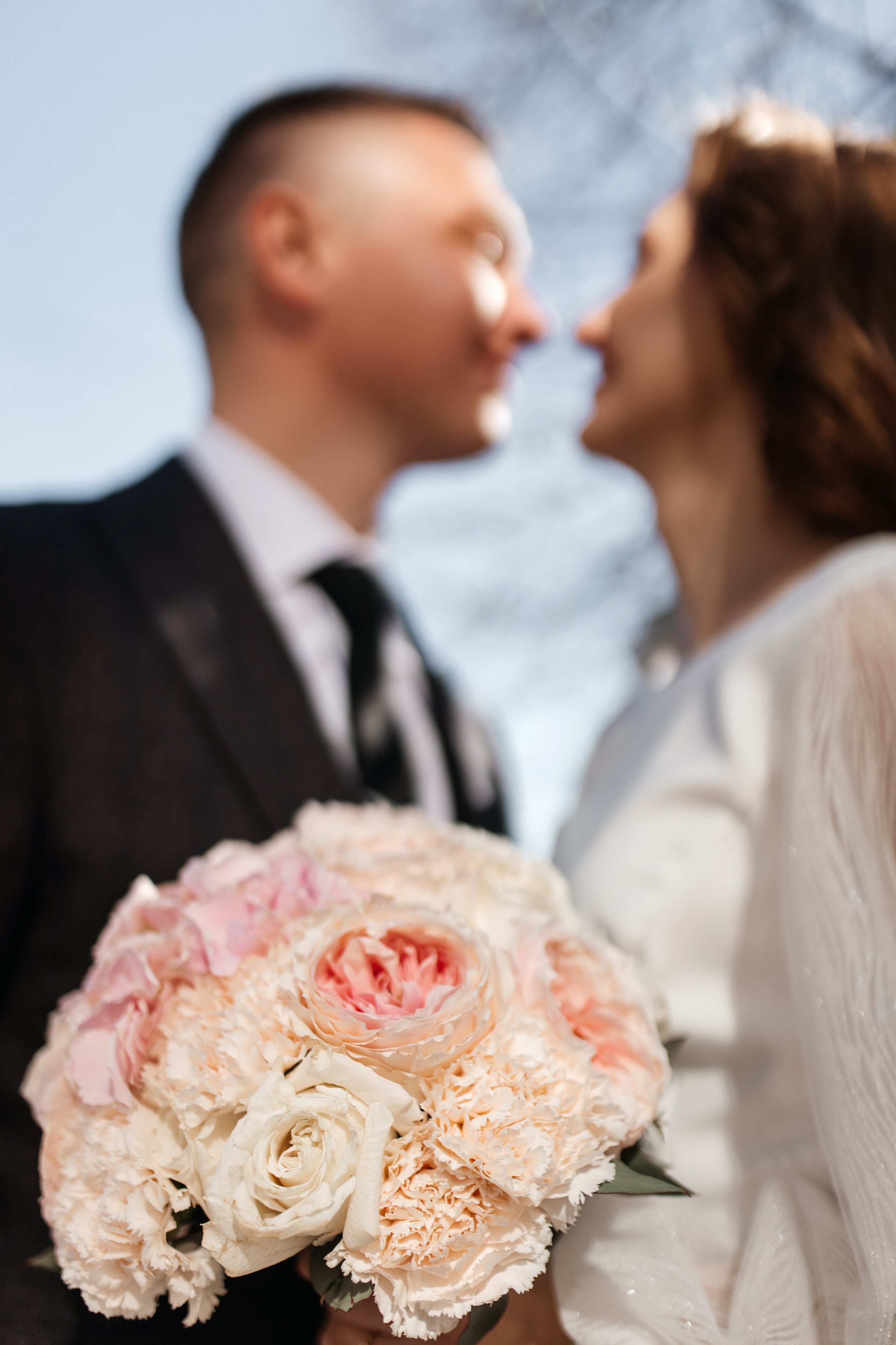 M & V. ФОТОГРАФ