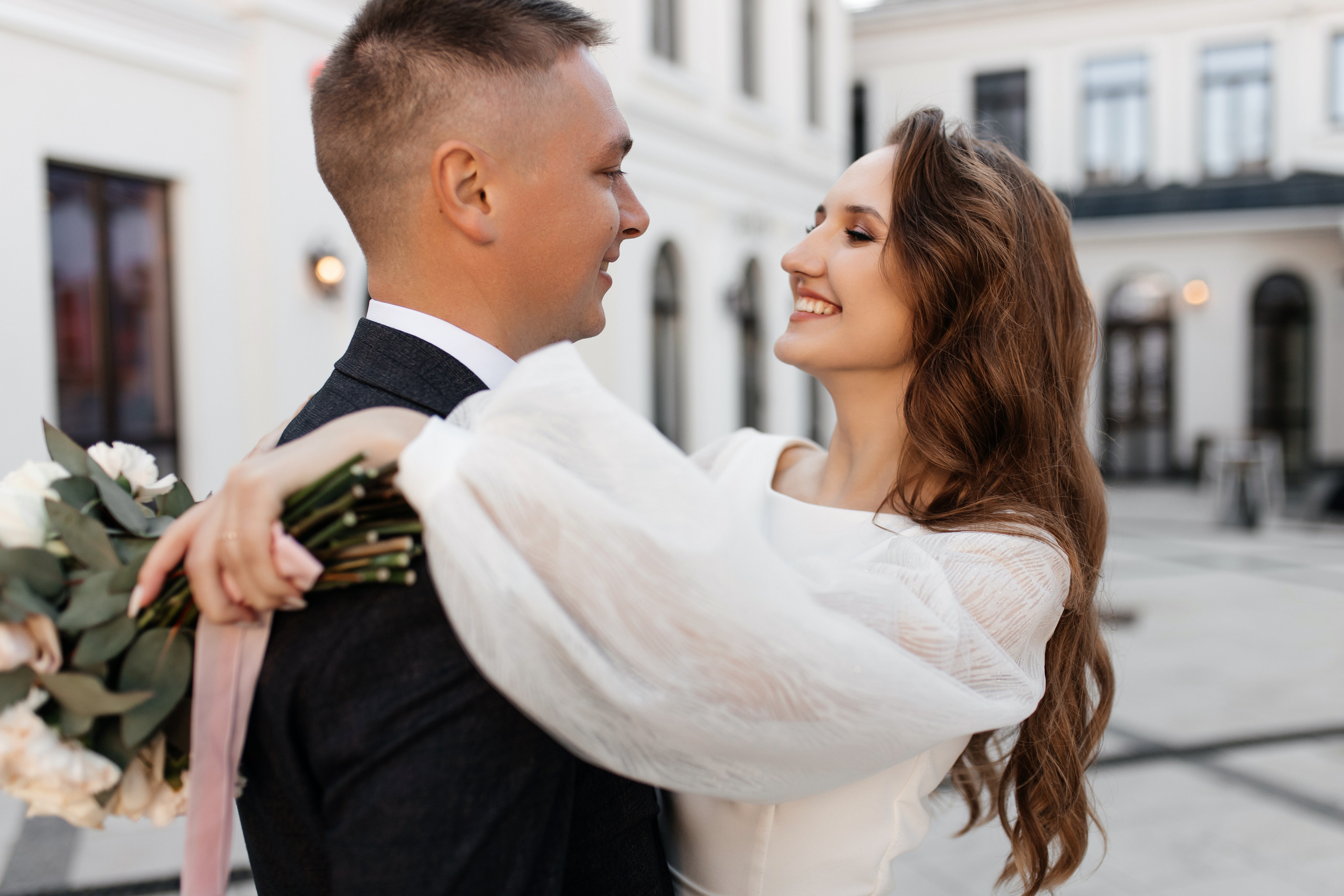 M & V. ФОТОГРАФ