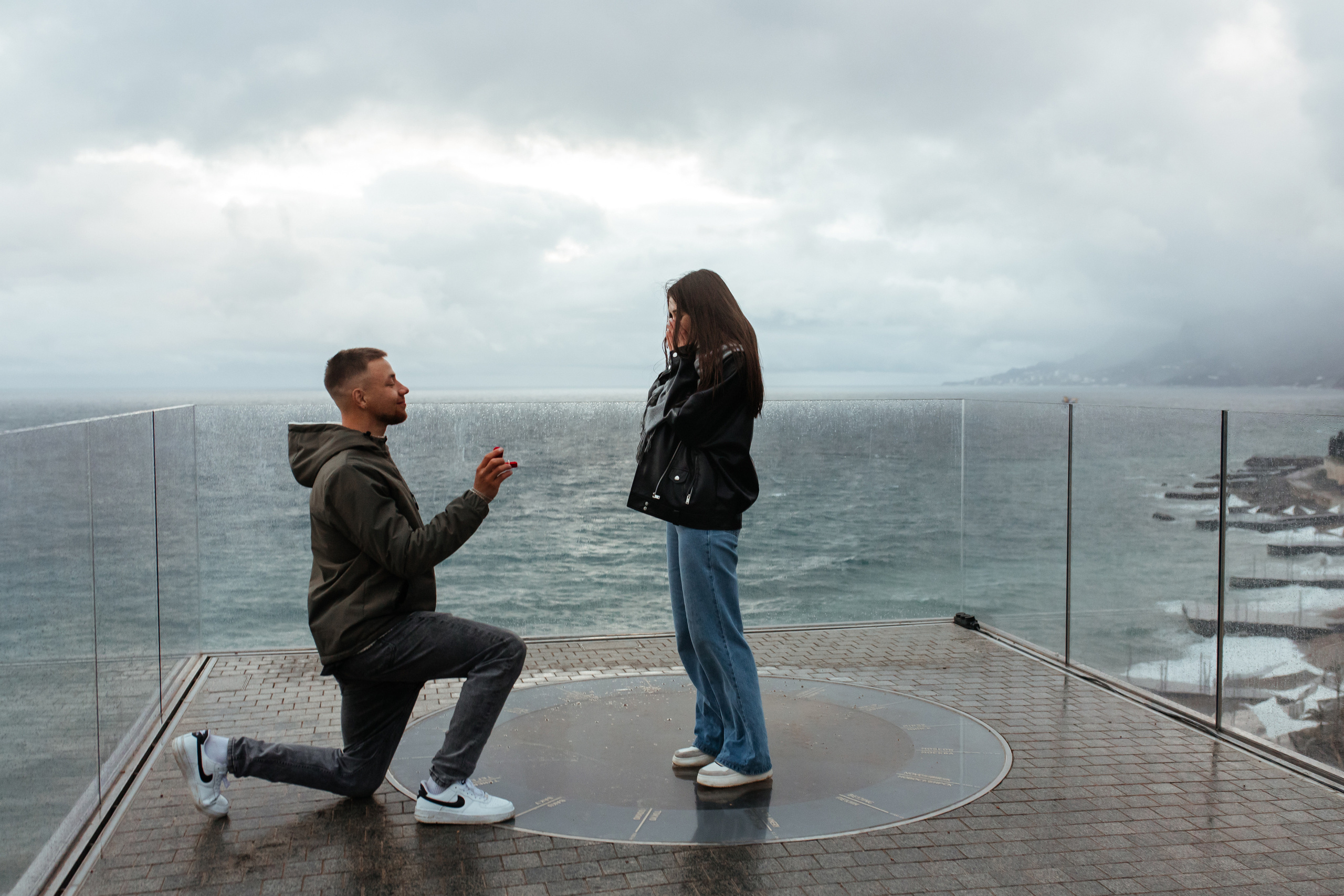 T & A. ФОТОГРАФ