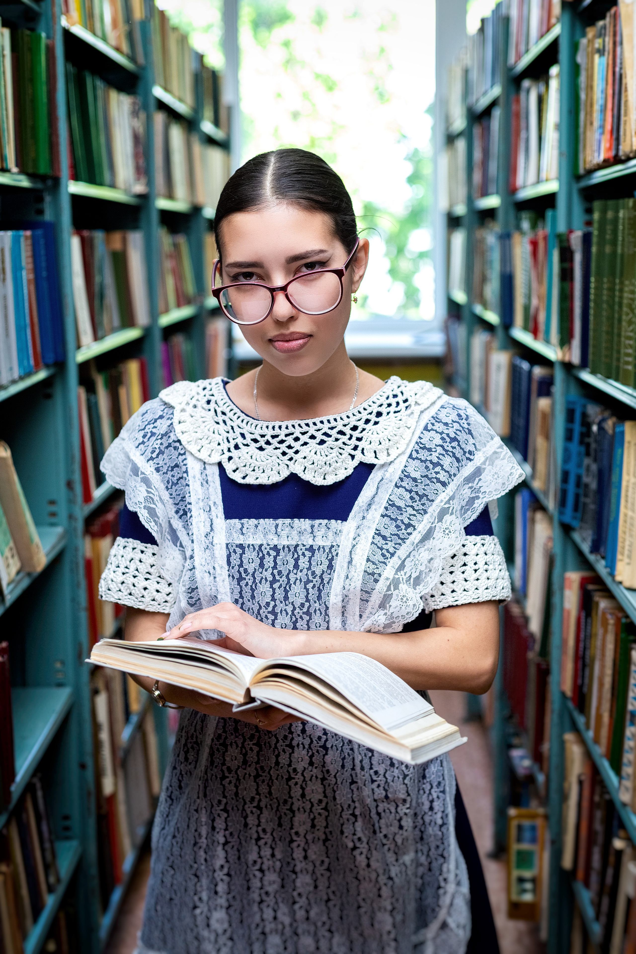 Съемка в библиотеке. Выпускные альбомы Воронеж от Веры Соколовой