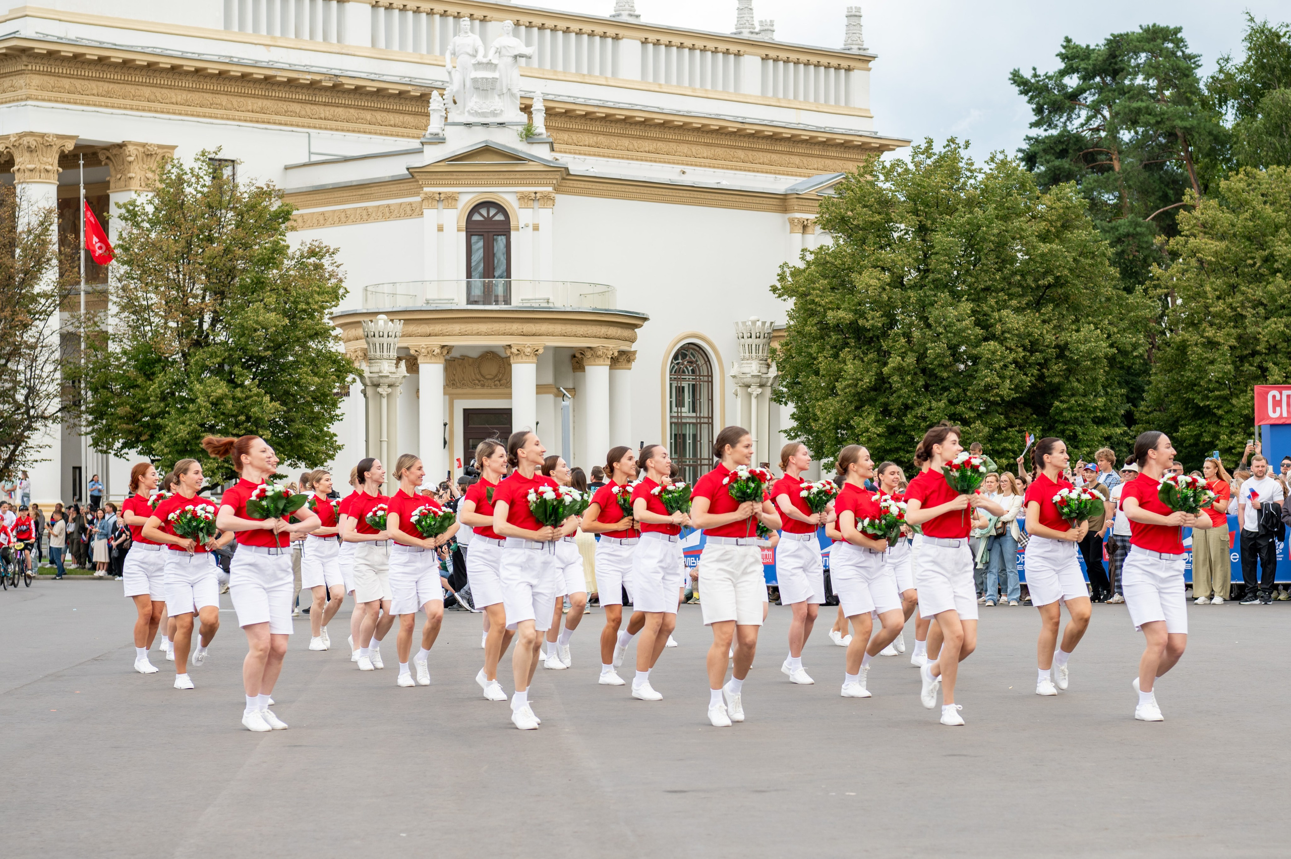 Спортивное шествие посвященное Дню физкультурника!. Детский и семейный фотограф г. Москва Оксана Катаджи