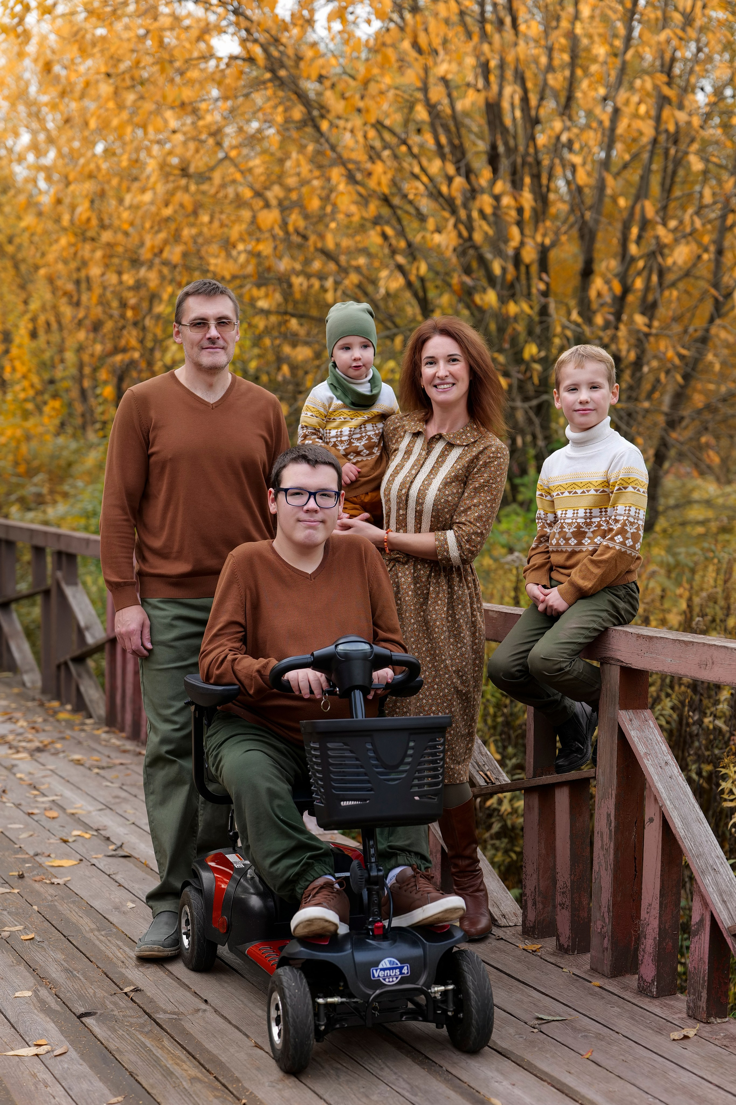 Парк Долгие пруды. Детский и семейный фотограф г. Москва Оксана Катаджи