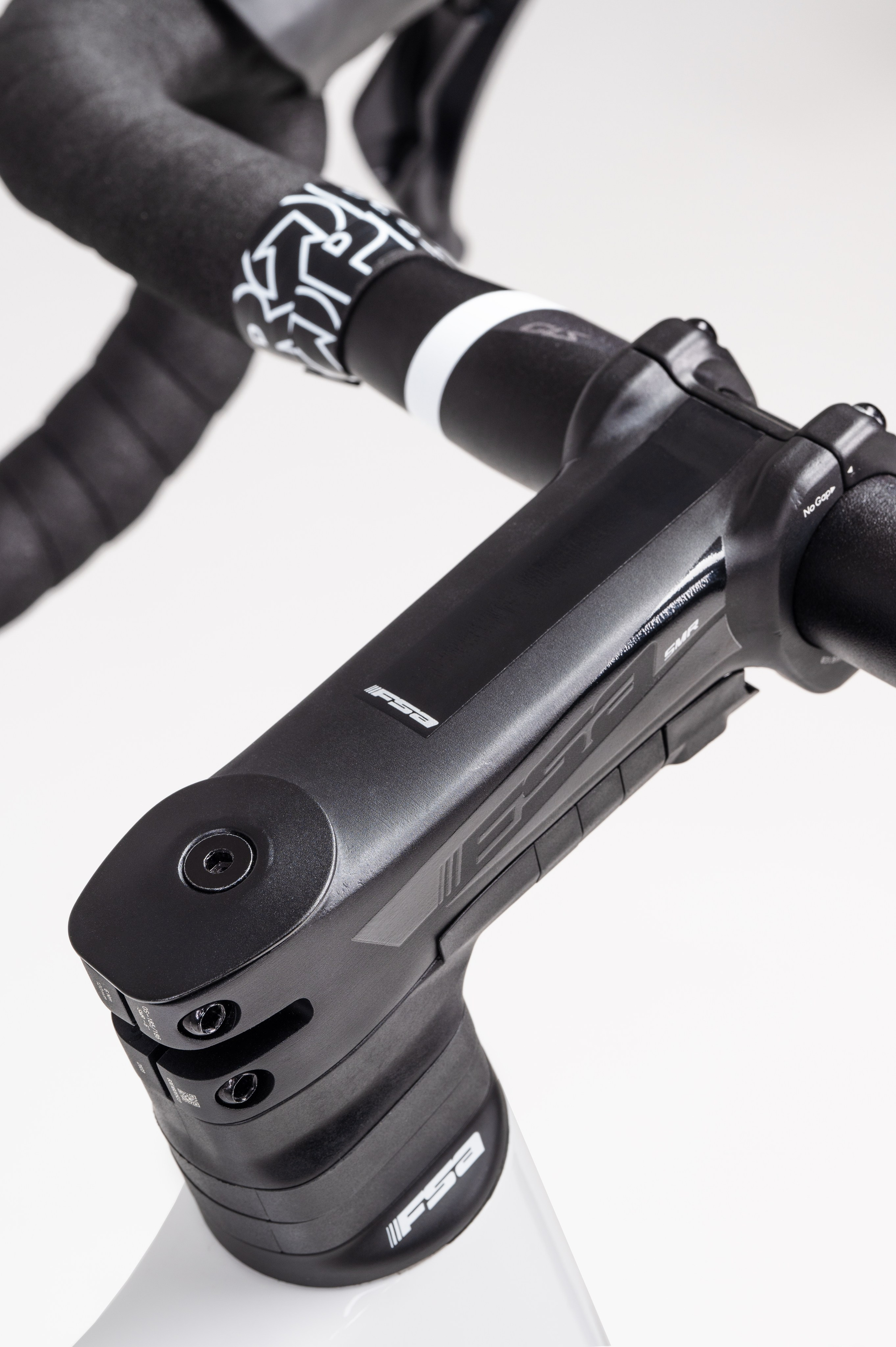 Каталожная фотосъемка велосипедов. Фотограф Д. Куценков