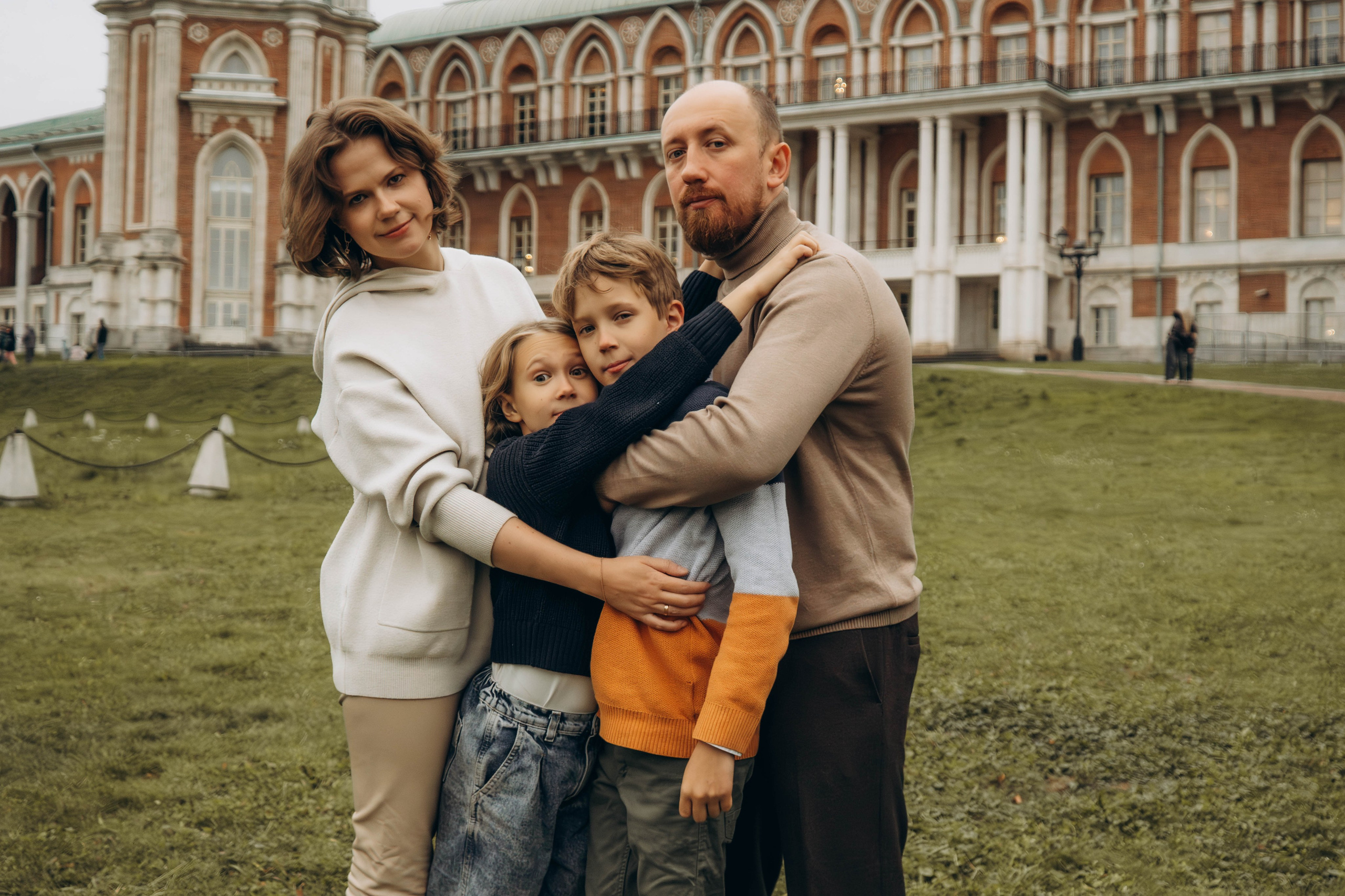 Осенняя семейная съемка в парке Царицыно. Фотограф Москва Валерия Веденина