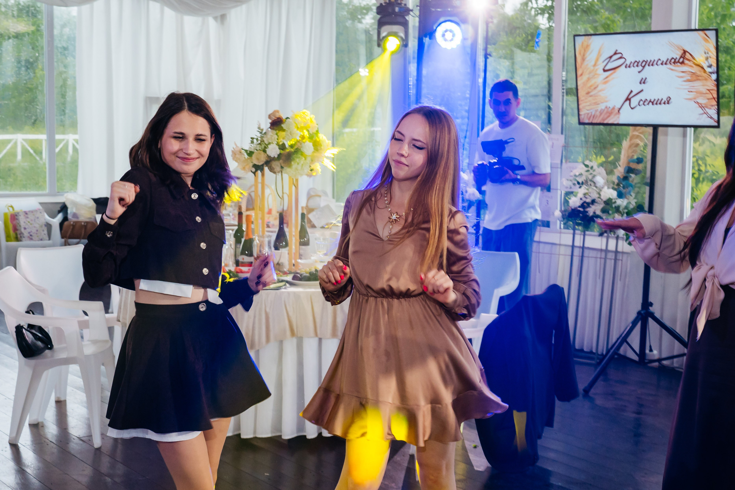 Ксения и Владислав. Видеограф и Фотограф в Челябинске Ксения и Владимир Рюмины