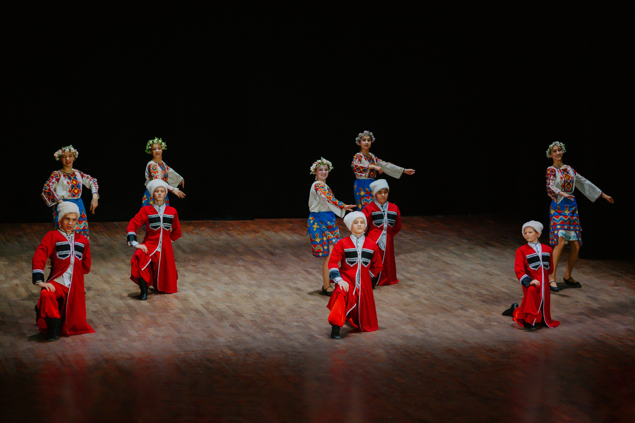 «Уральский сувенир». Концерт танцевальной студии. Фотограф в Челябинске Ополихина Анна