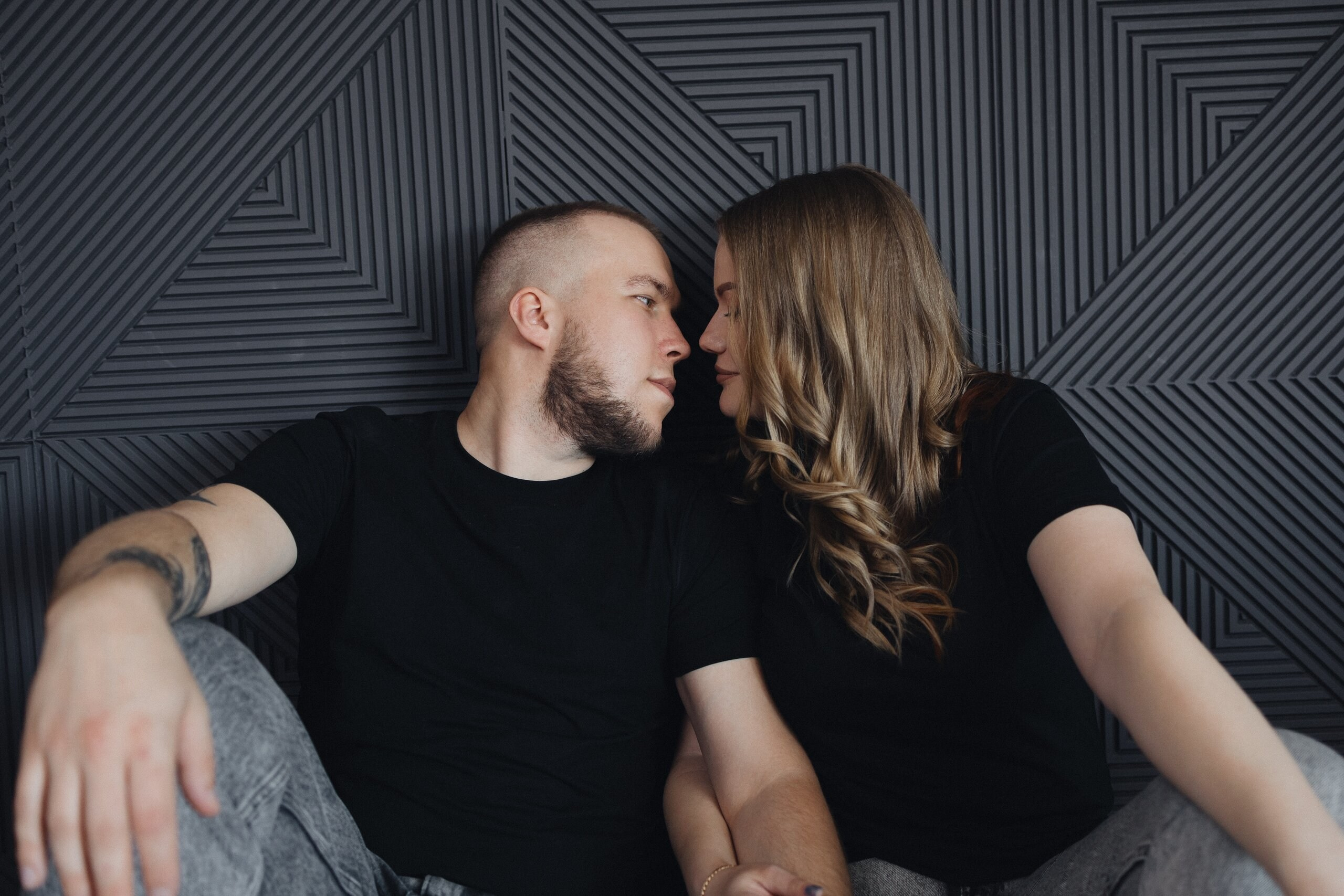 Съёмка для двоих в студии СВЕТ — фотограф Роман Болдырев