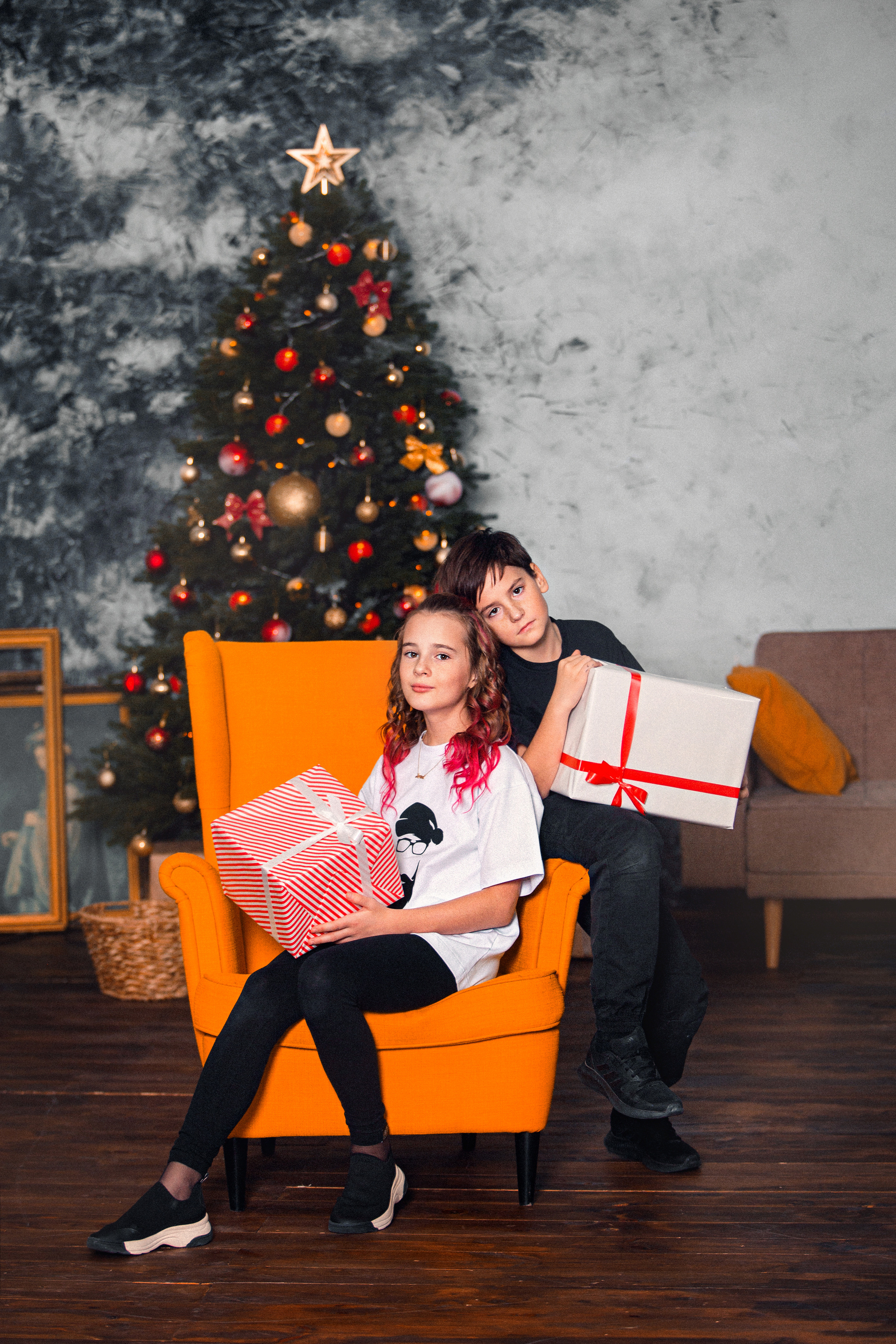 Степа и Арина Новый Год 21-22. Фотограф в Москве Оксана Цехмистер