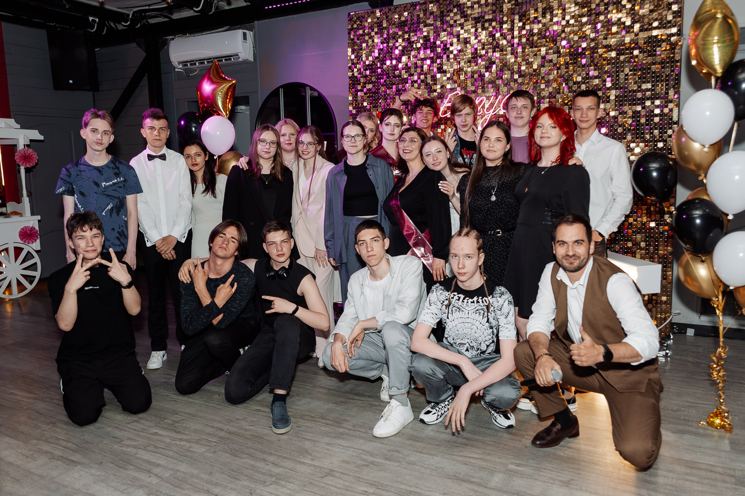 Выпускной в лофте Memories. Свадебный и репортажный фотограф СПб