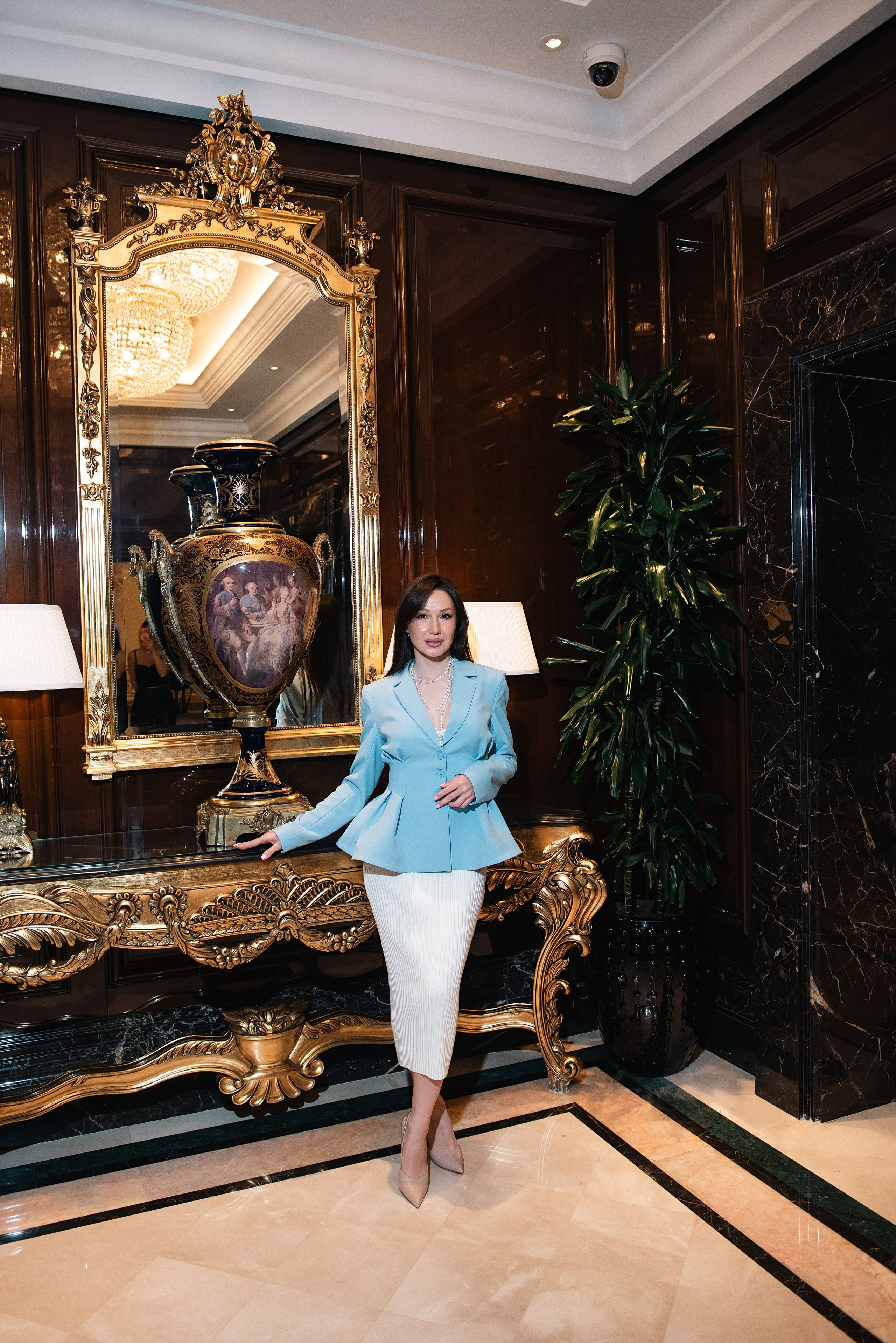 Блогеры, предприниматели. Фотограф, визажист. Москва