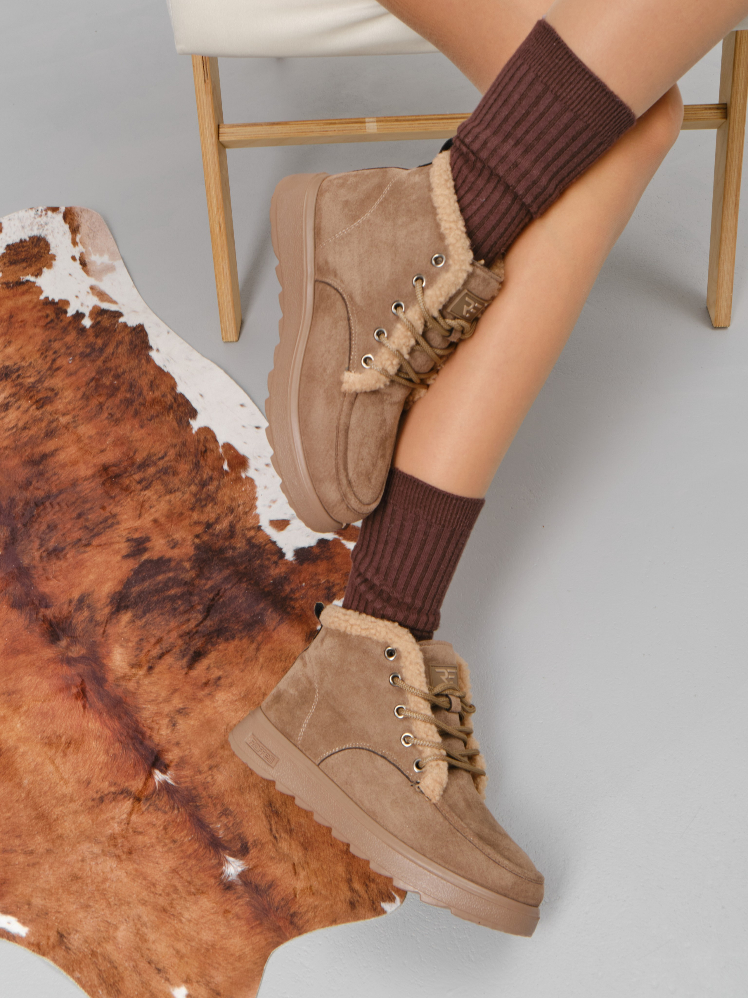 Женская обувь Интерьер. Фотостудия для Wildberries Ozon