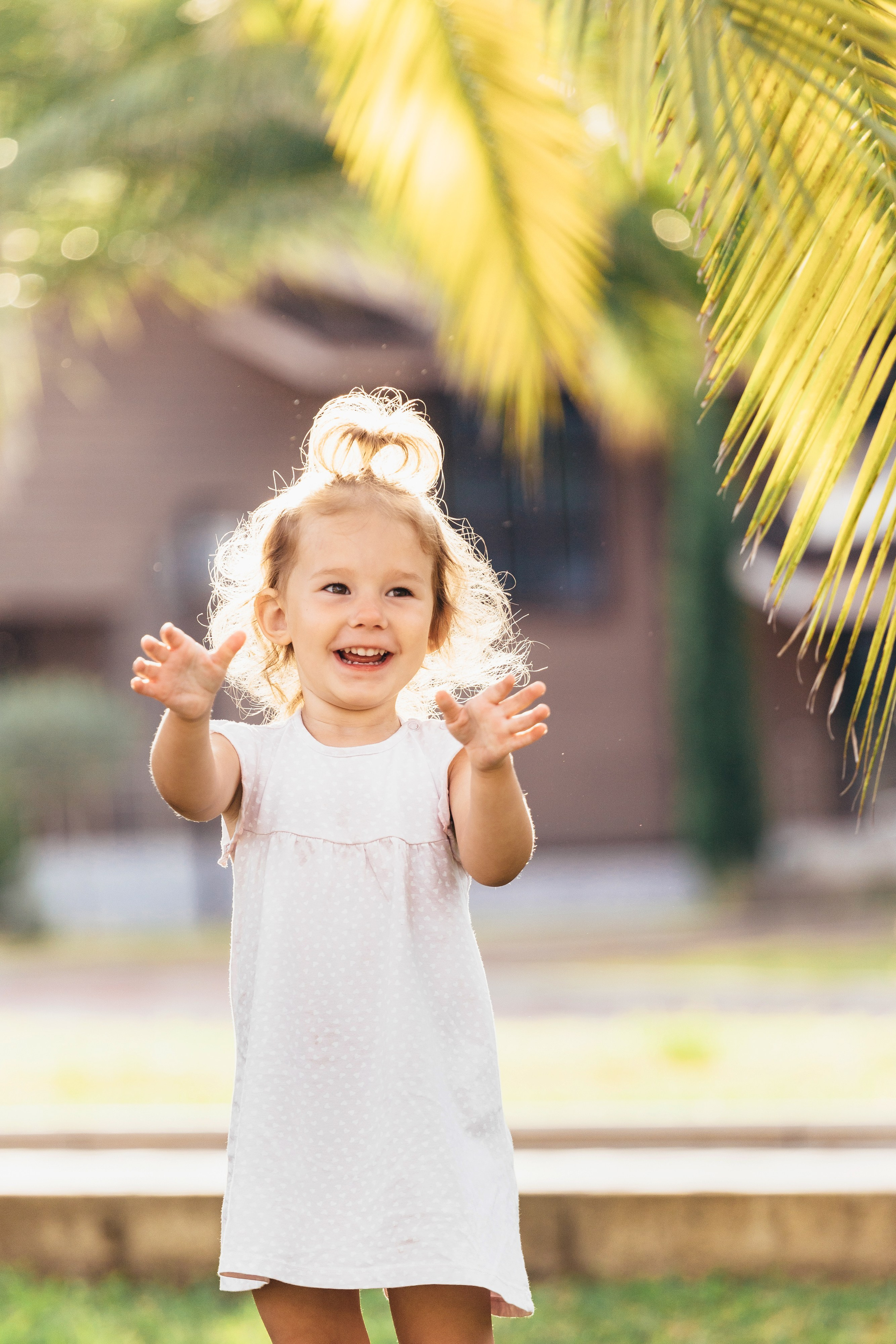 Фотограф в Пицунде — теплая фотосессия у моря, пальм. Свадебный фотограф в Абхазии, Сухум, Гагра, Сочи