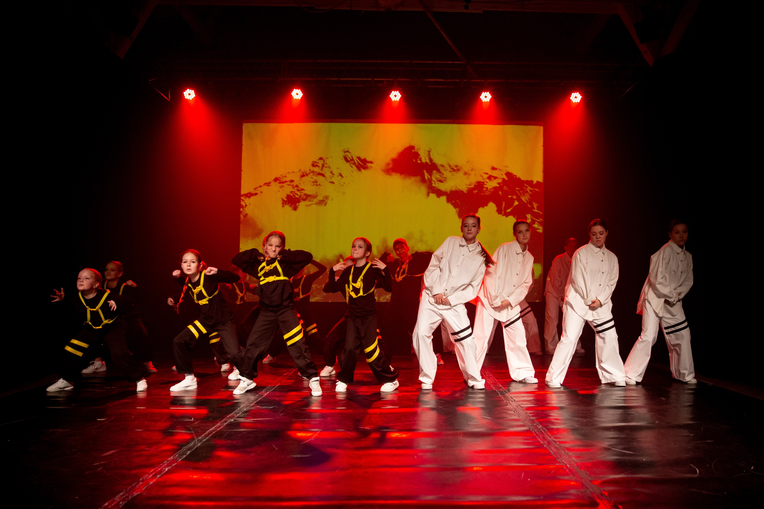 Детский танцевальный спектакль. Фотограф в Санкт-Петербурге