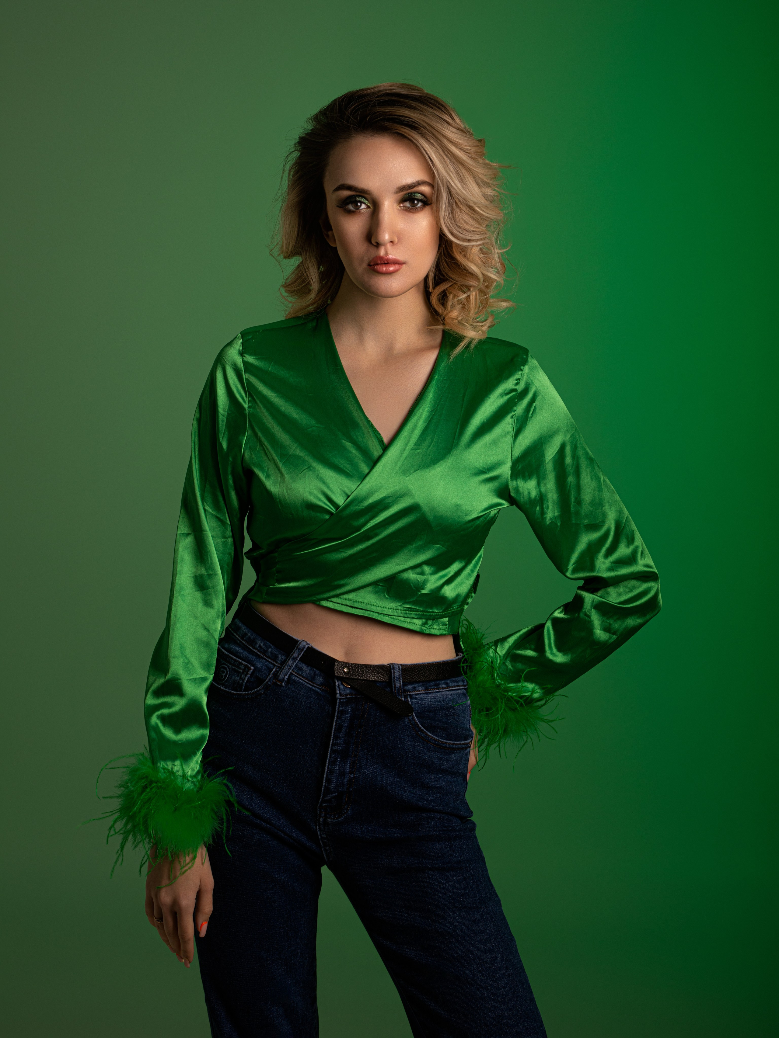 Фотосет с Евгенией в студии на циклораме в формате для «себя»