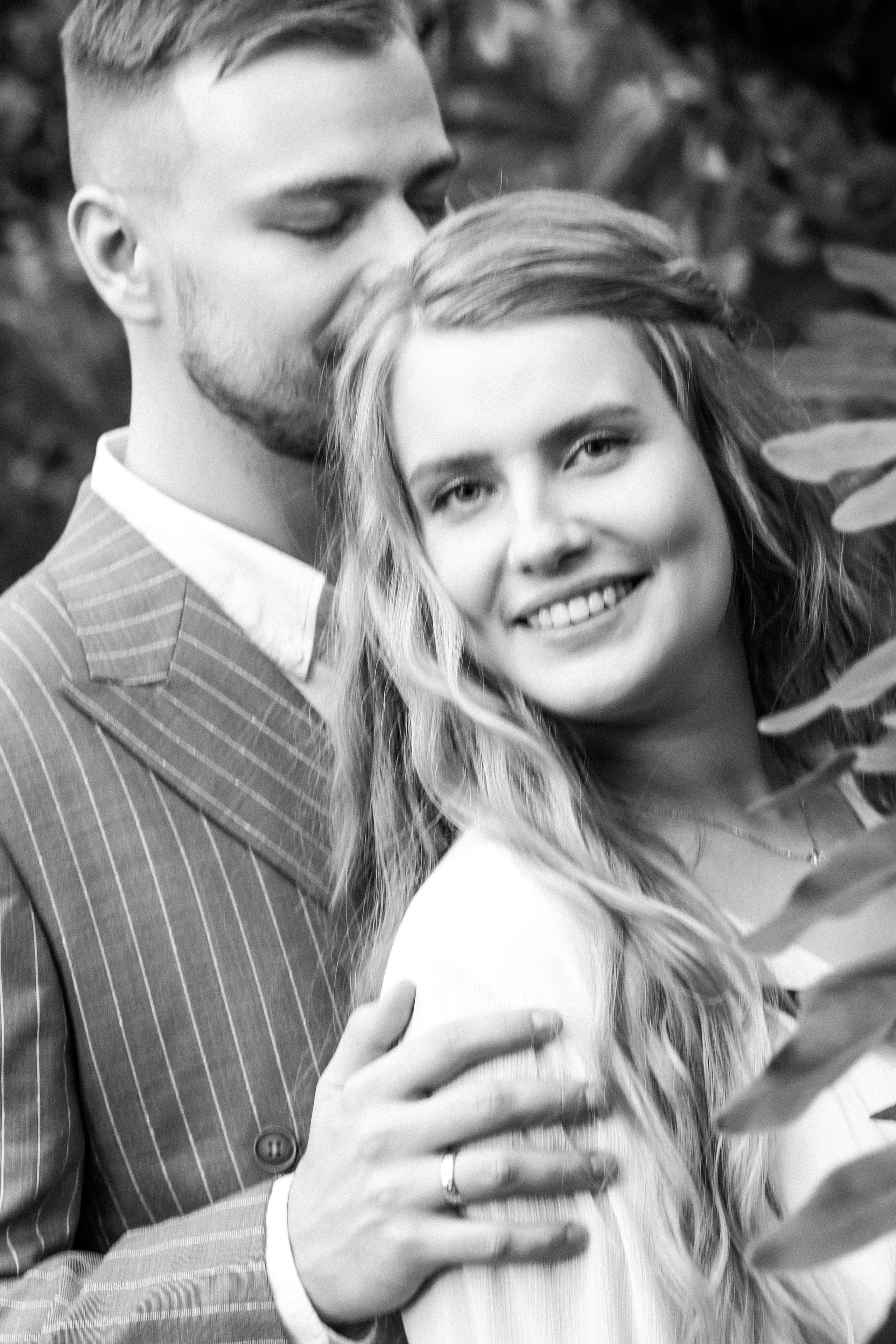 Свадебная фотосессия в Оранжереи Ботанического сада им Цицина. Свадебный и семейный фотограф в Москве Холда Тати