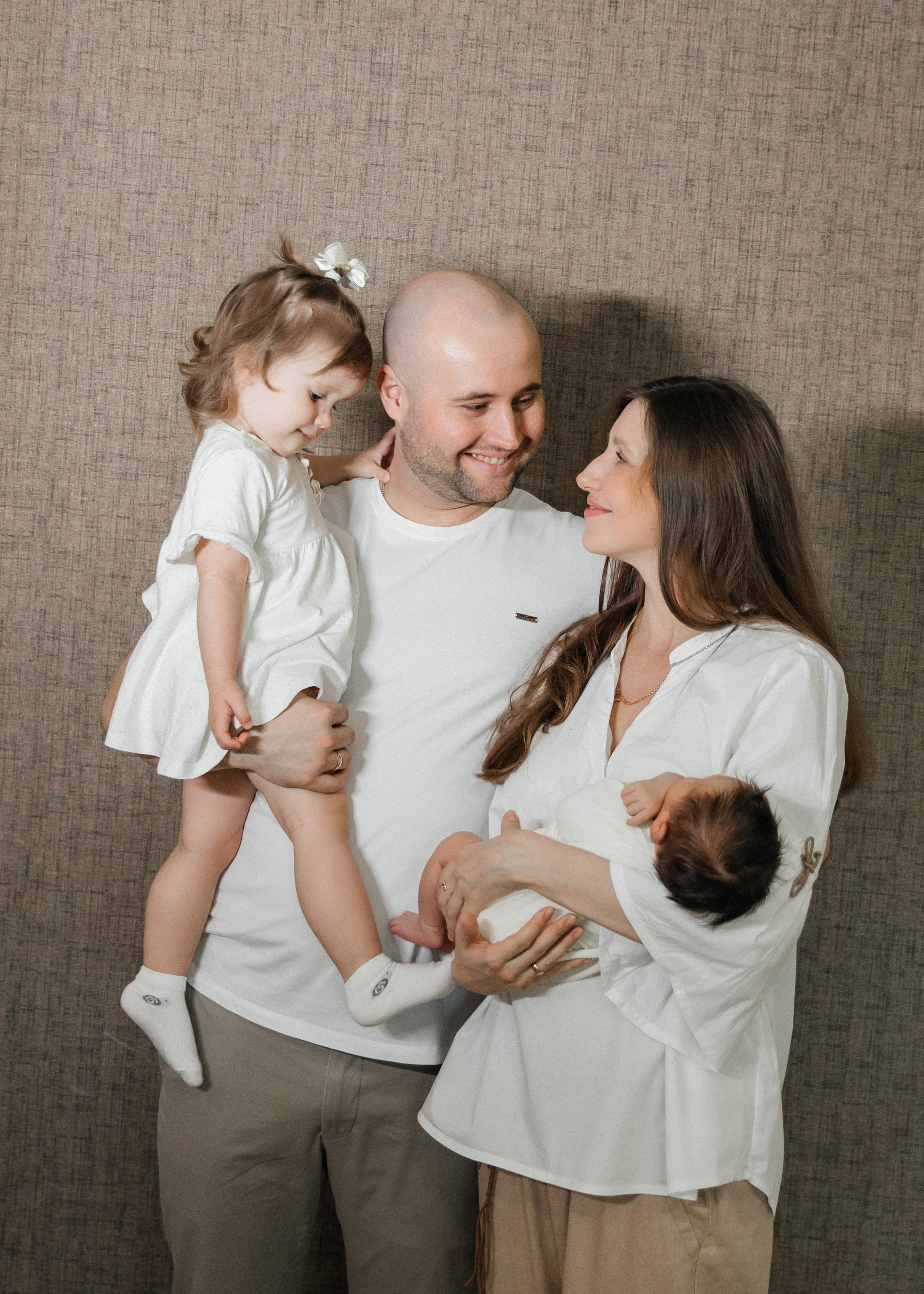 Лиза ньюборн. Свадебный и семейный фотограф в Москве Холда Тати