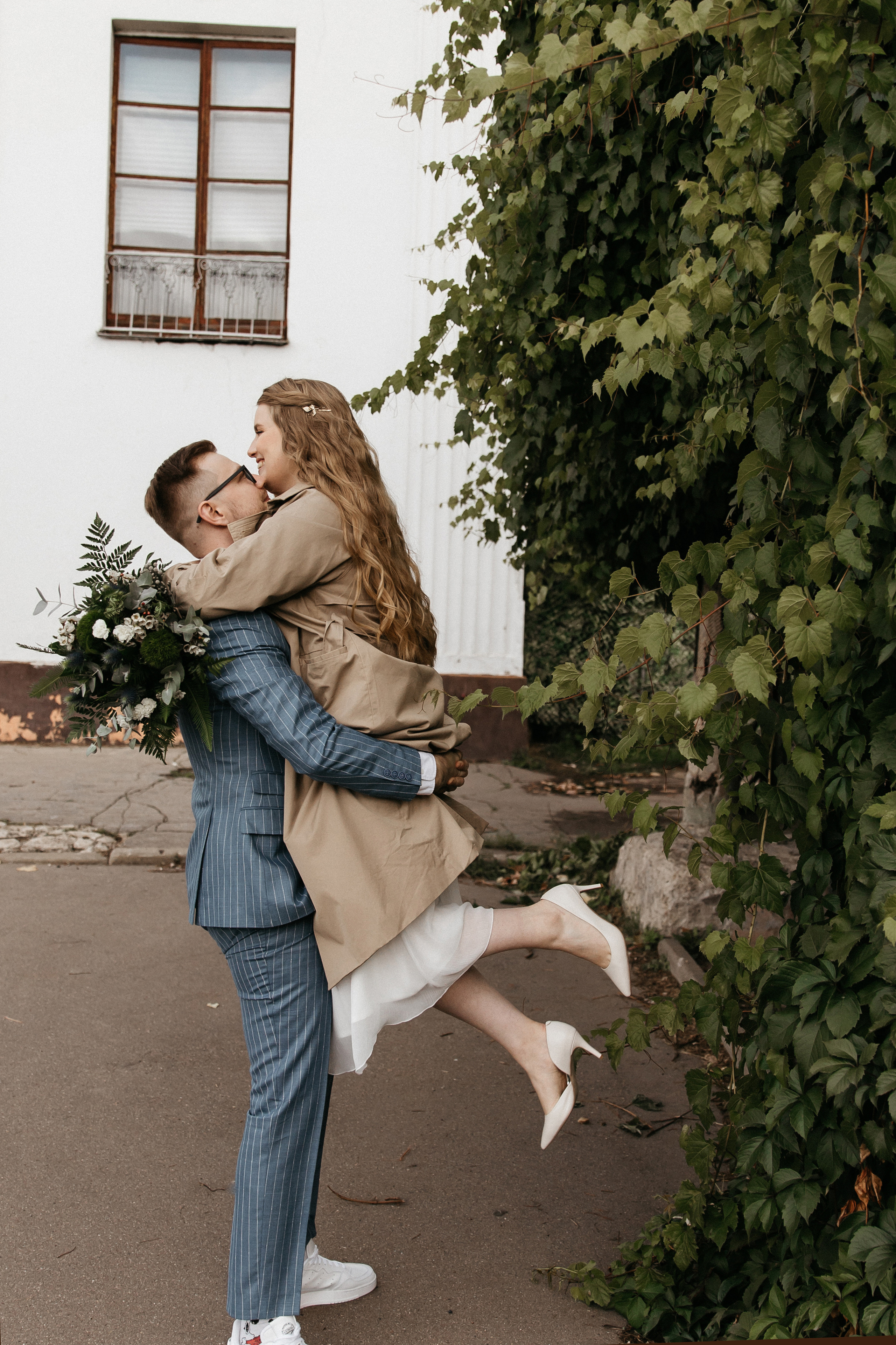 Свадебная фотосессия в Оранжереи Ботанического сада им Цицина. Свадебный и семейный фотограф в Москве Холда Тати