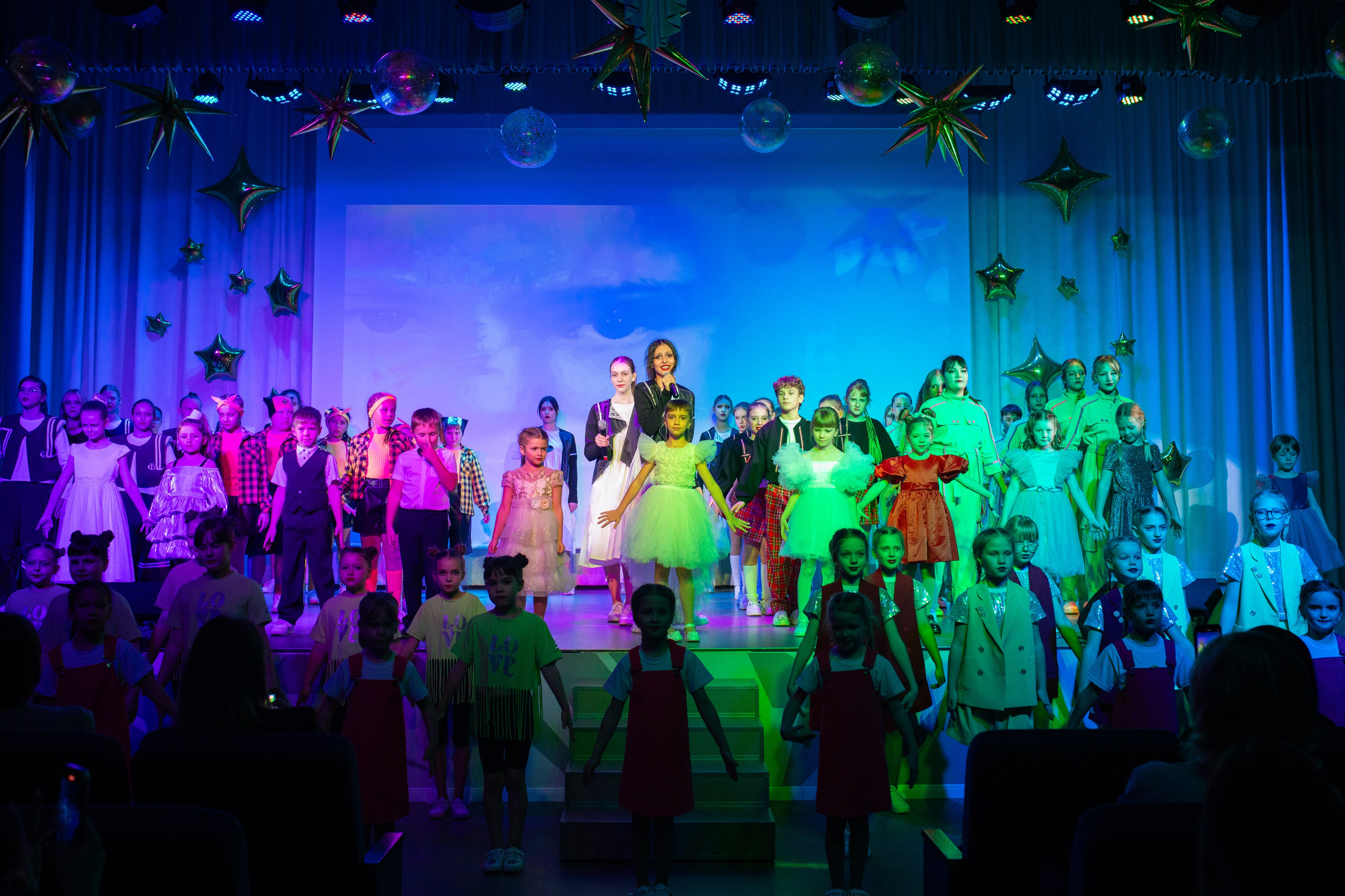 Отчетный концерт студии «Барбарис'. Фотограф в Новосибирске Ася Зверева