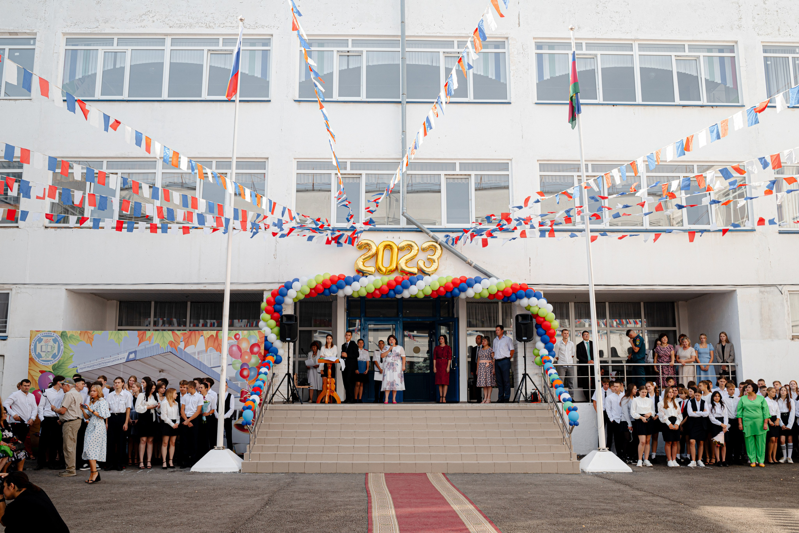 Школьный фотограф кропоткин. Свадебный фотограф Кропоткин Краснодар