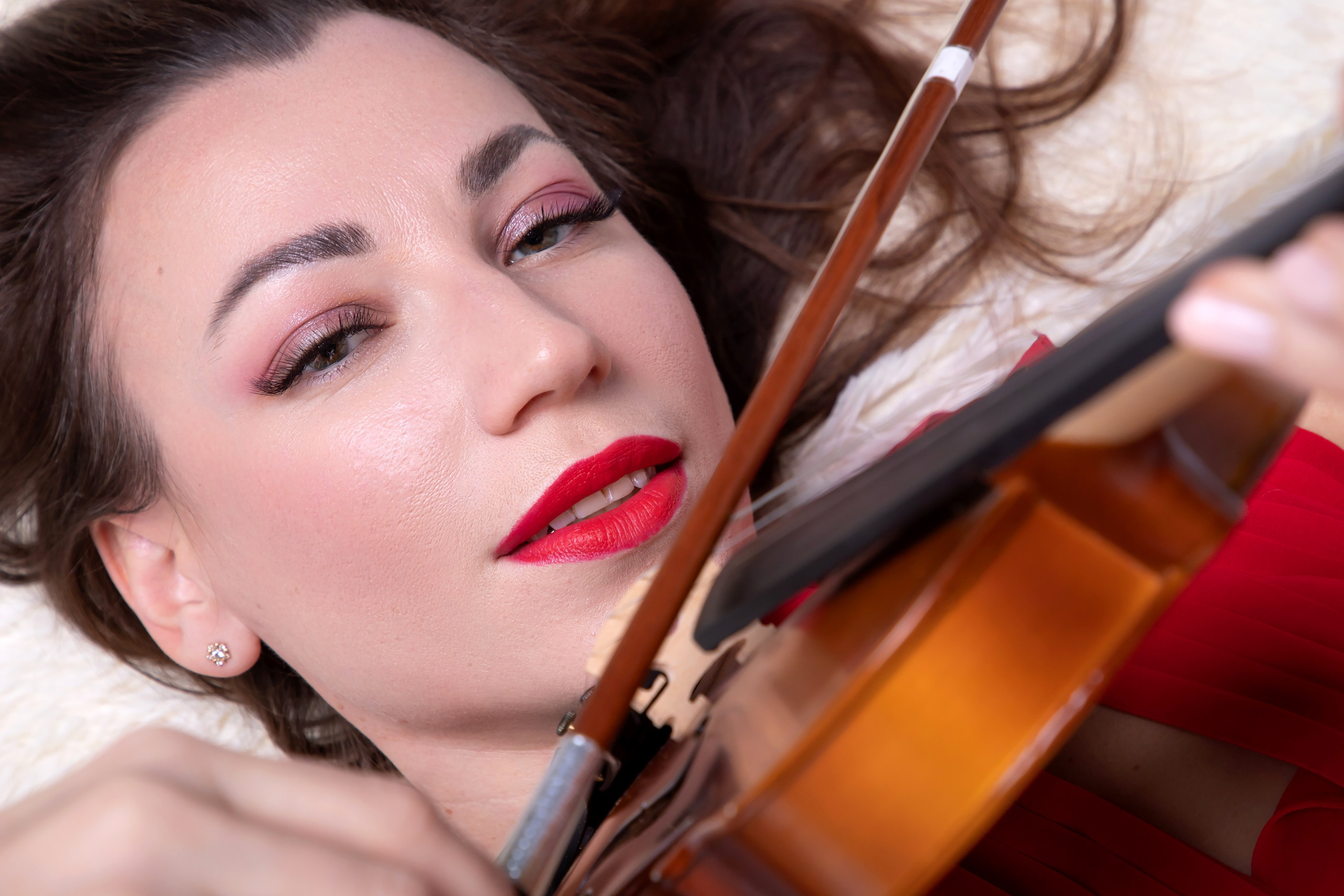 Скрипка (Елена)